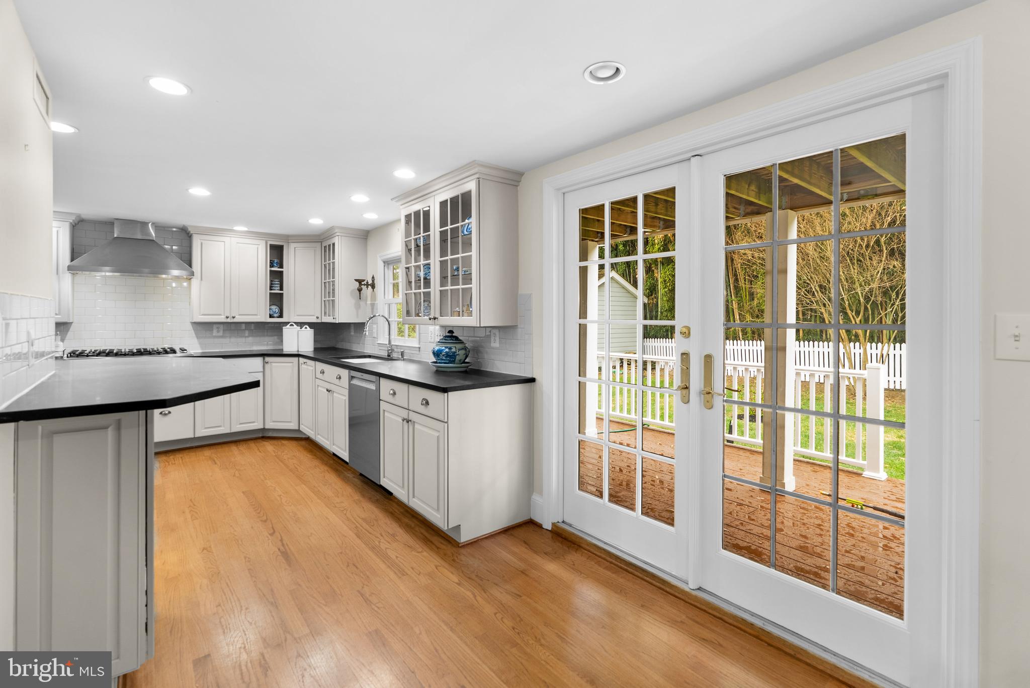 NEW ALEXANDRIA - Residential