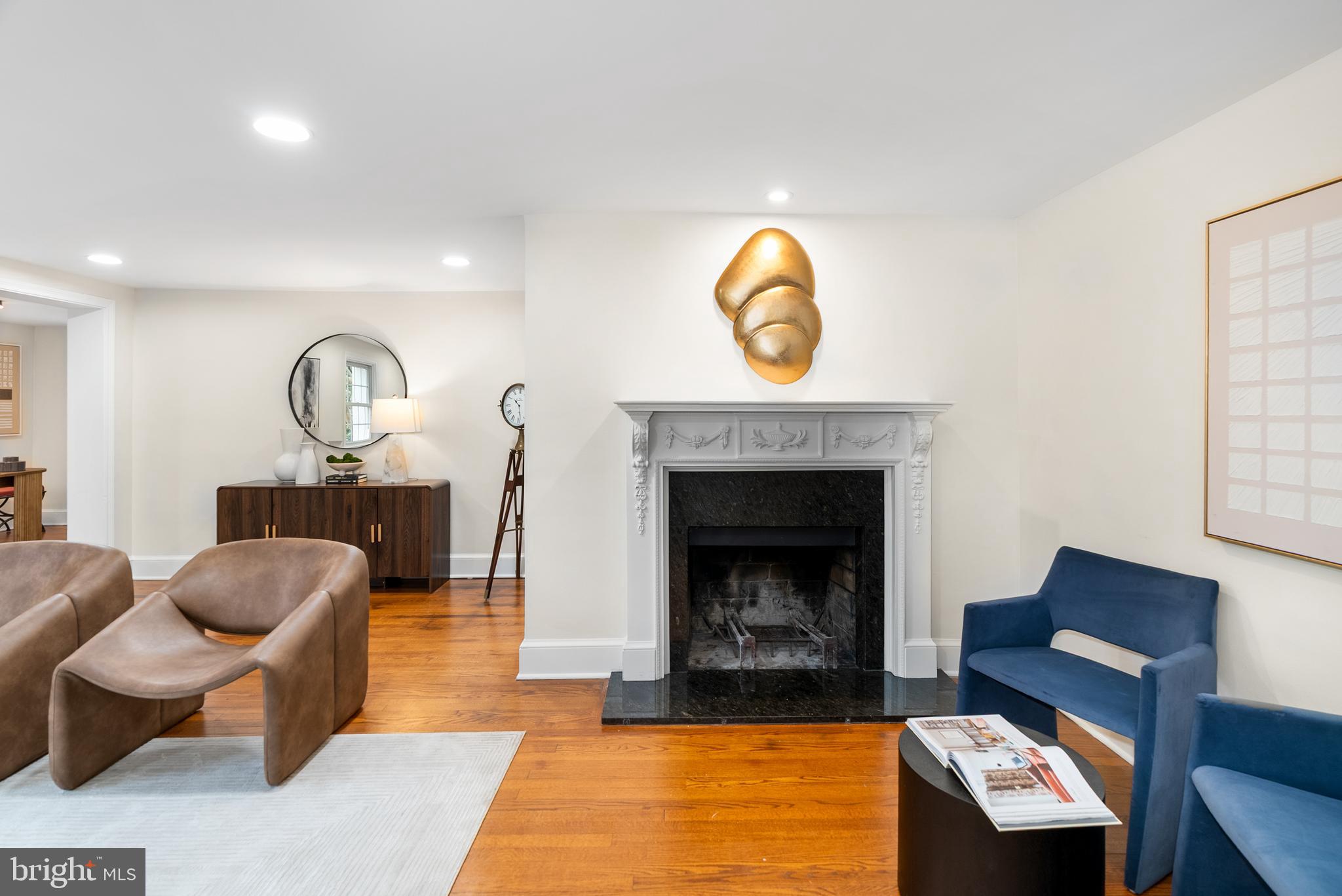 NEW ALEXANDRIA - Residential