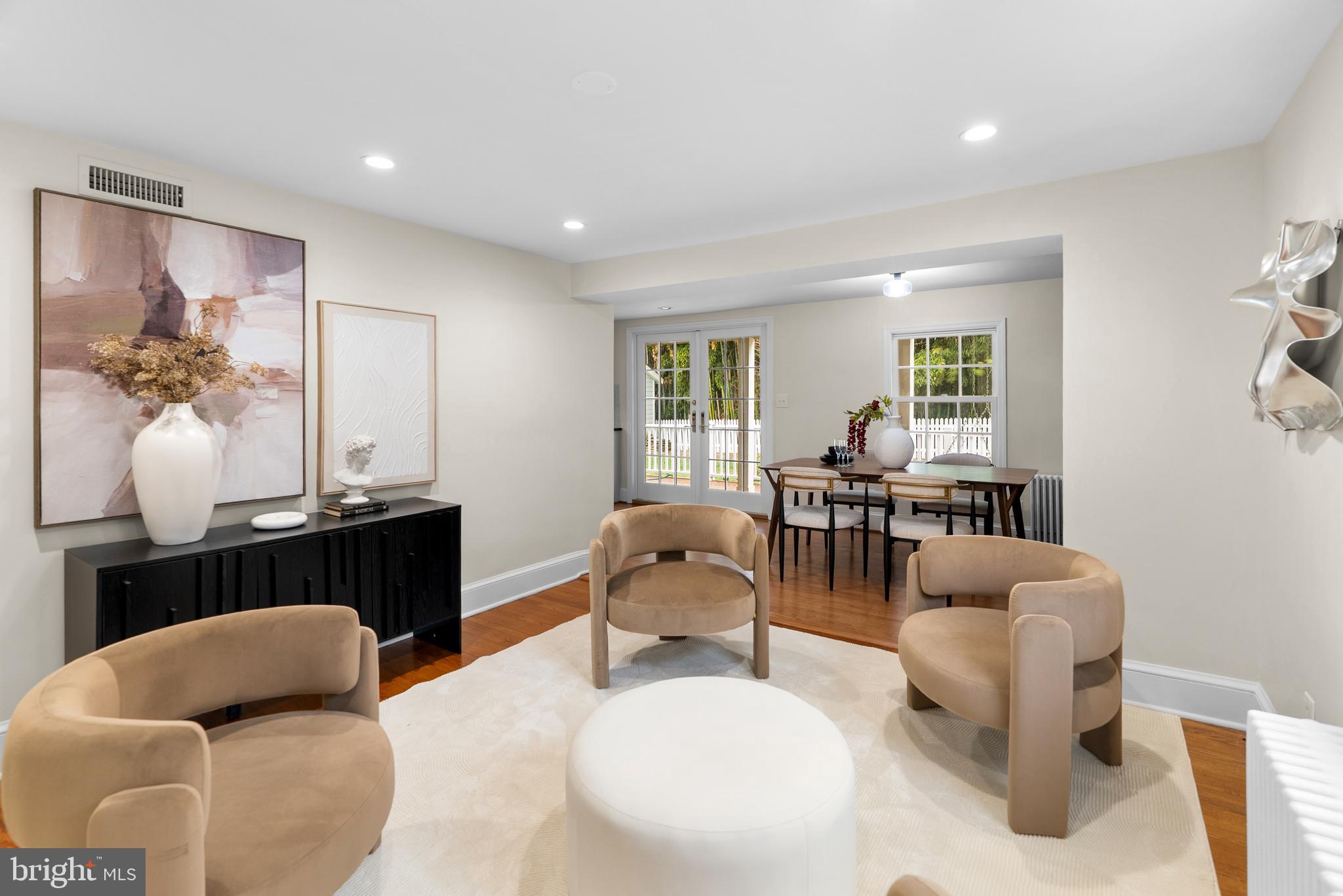 NEW ALEXANDRIA - Residential