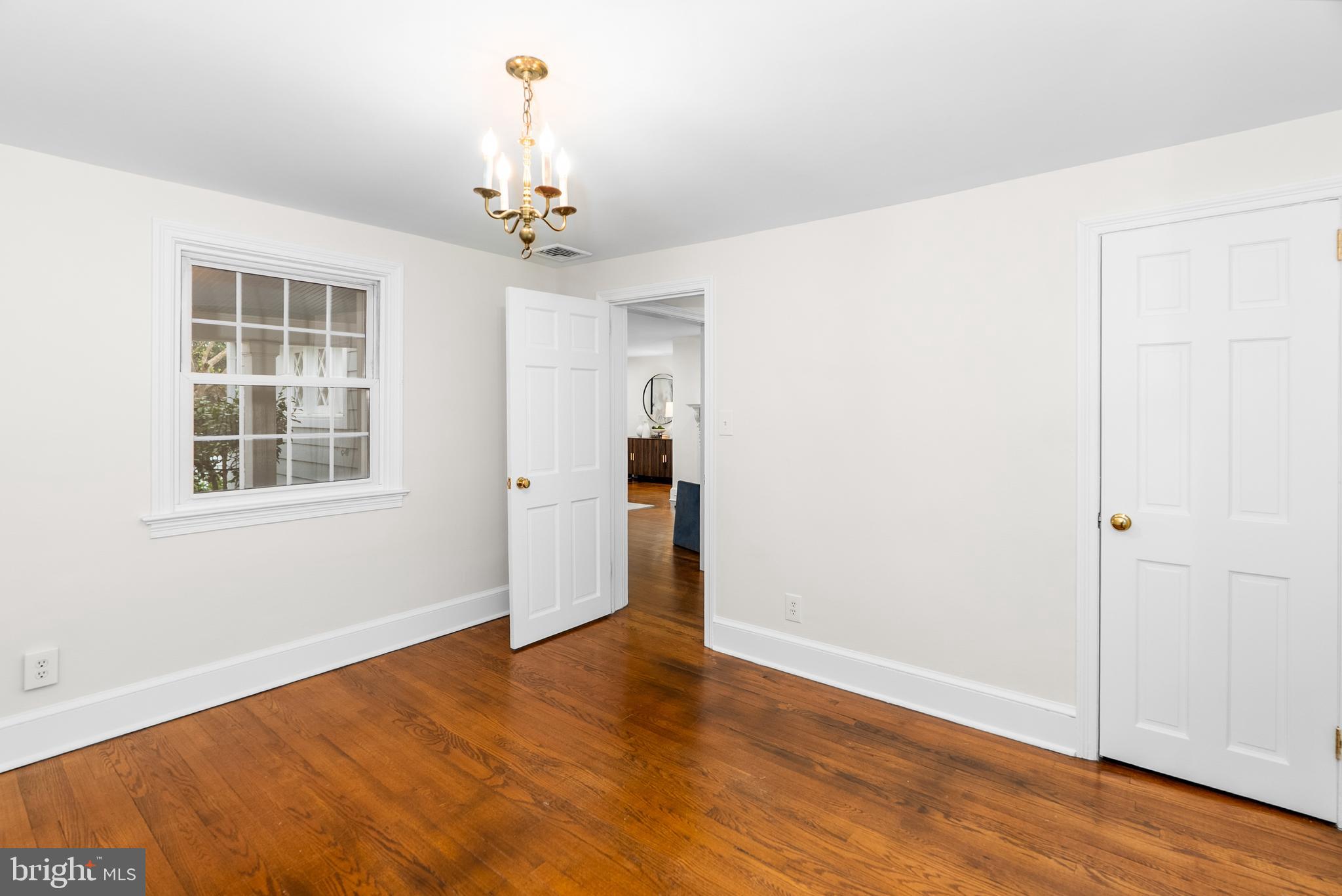 NEW ALEXANDRIA - Residential