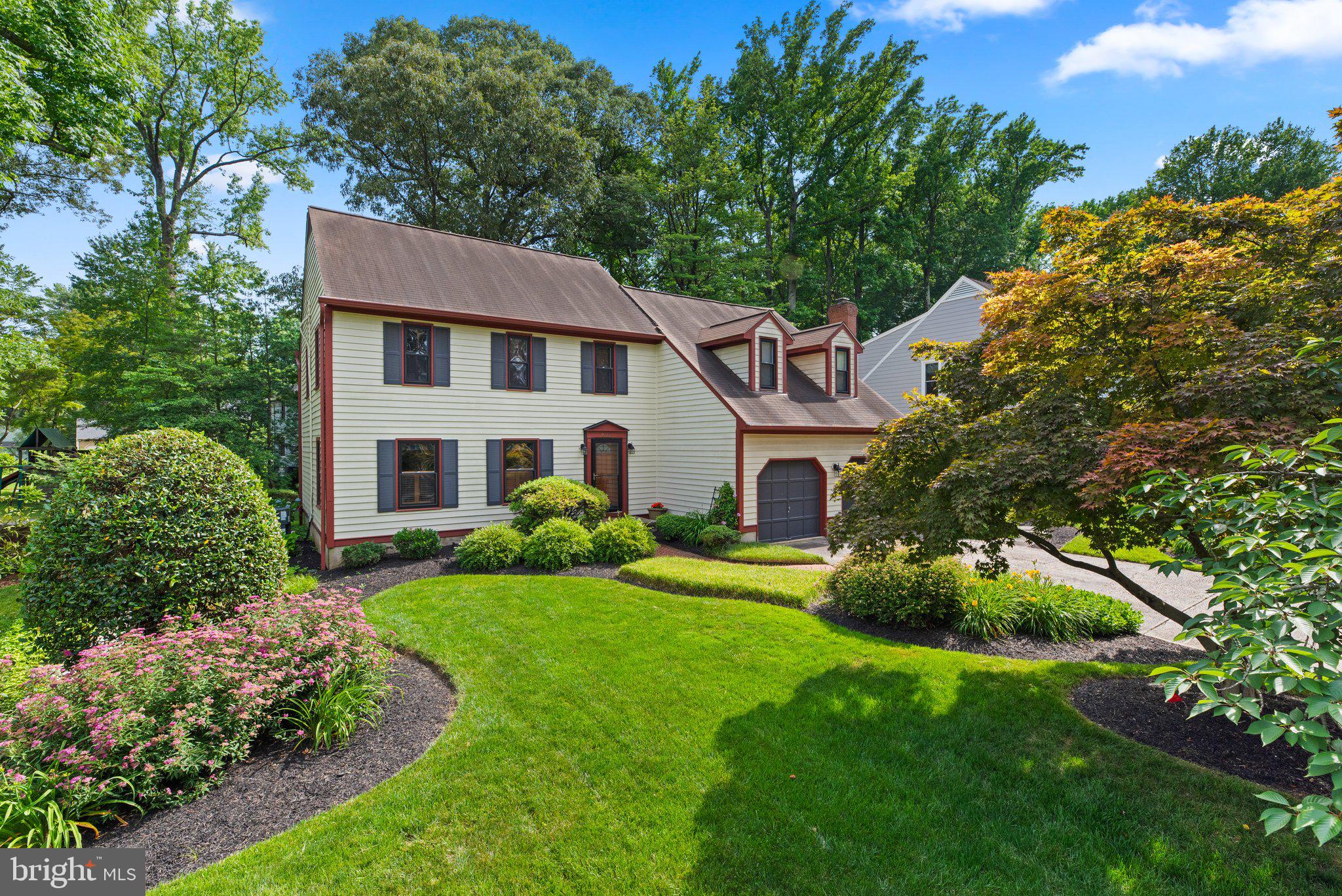 CAPE MCKINSEY - Residential