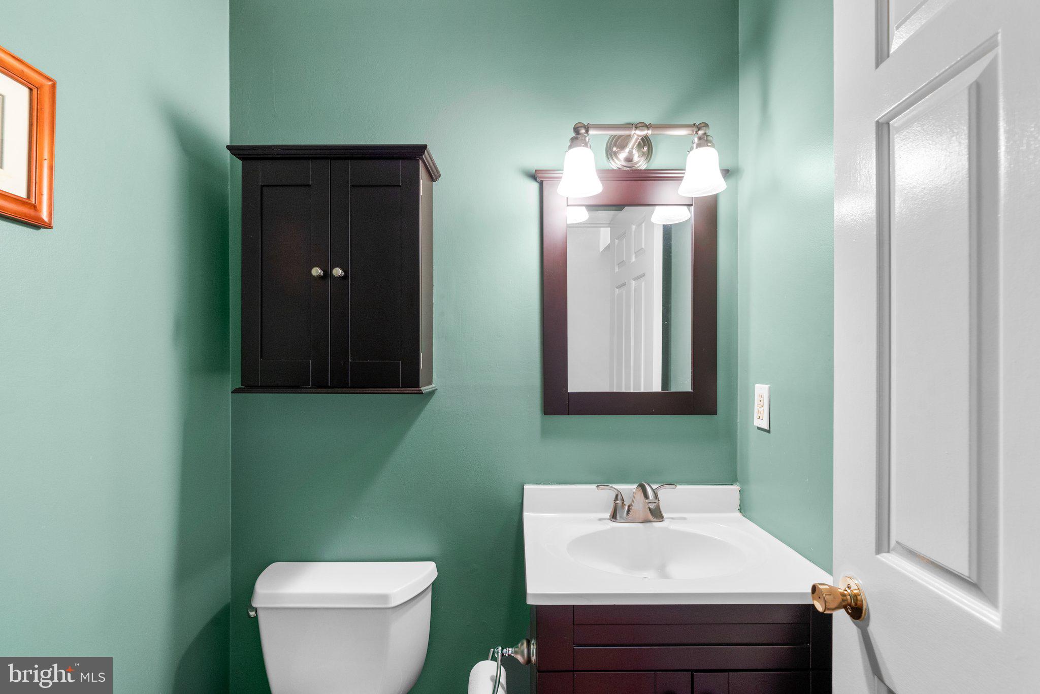 CAPE MCKINSEY - Residential