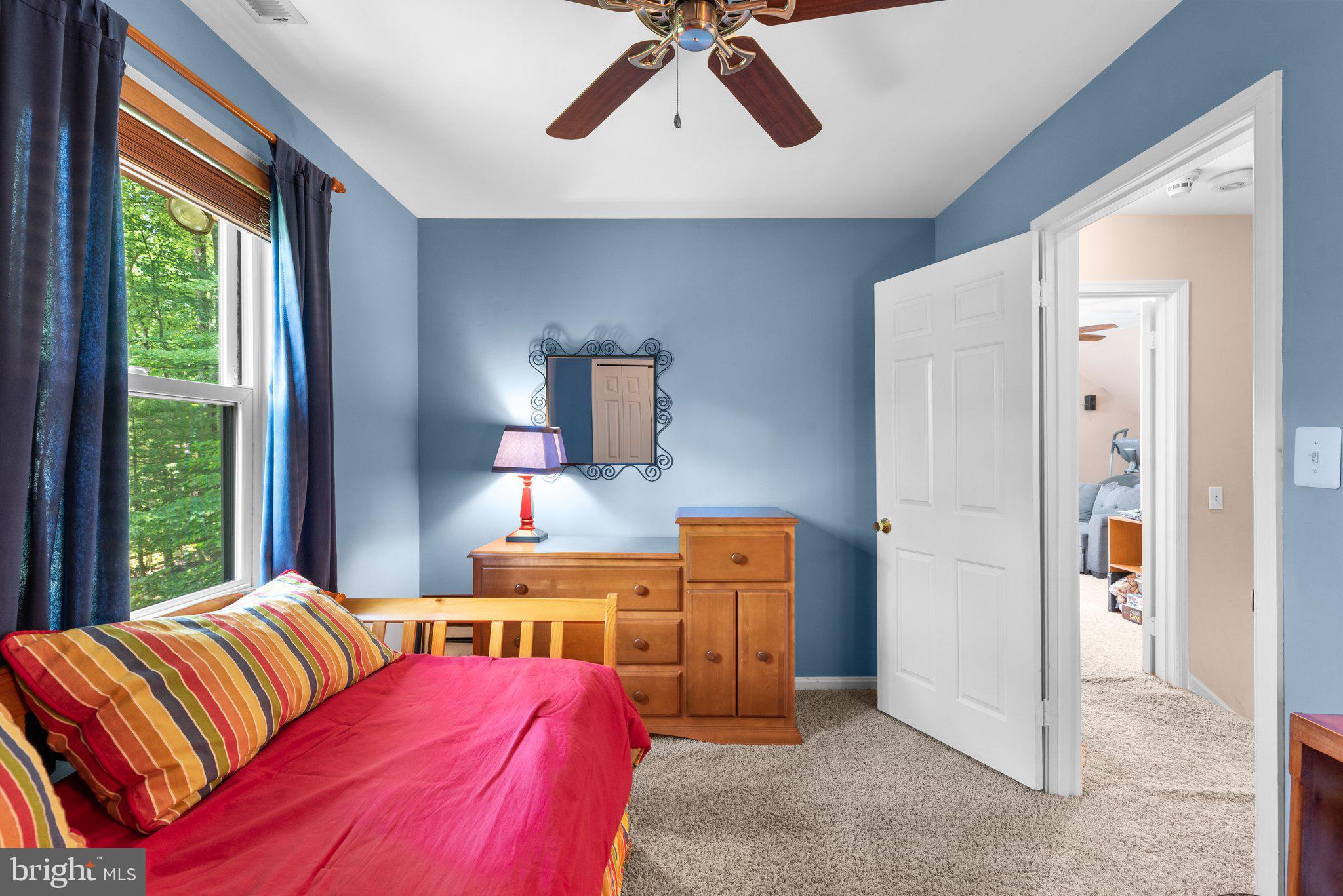 CAPE MCKINSEY - Residential