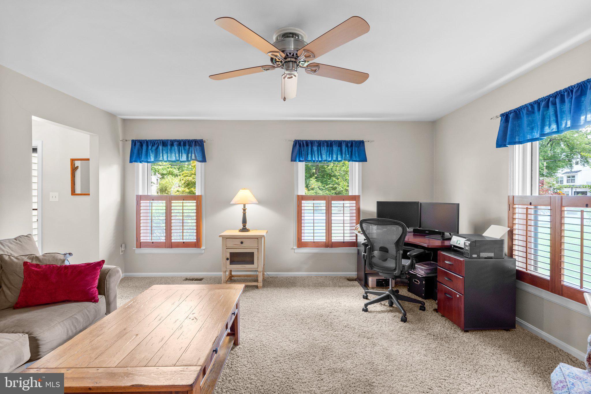 CAPE MCKINSEY - Residential