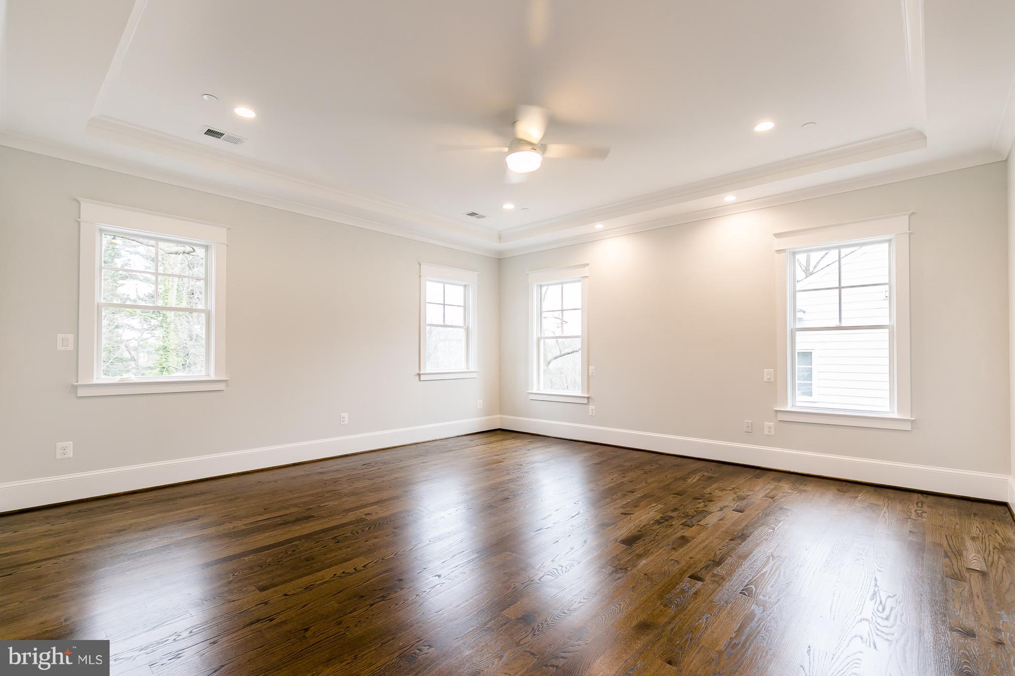 COLUMBIA FOREST - Residential