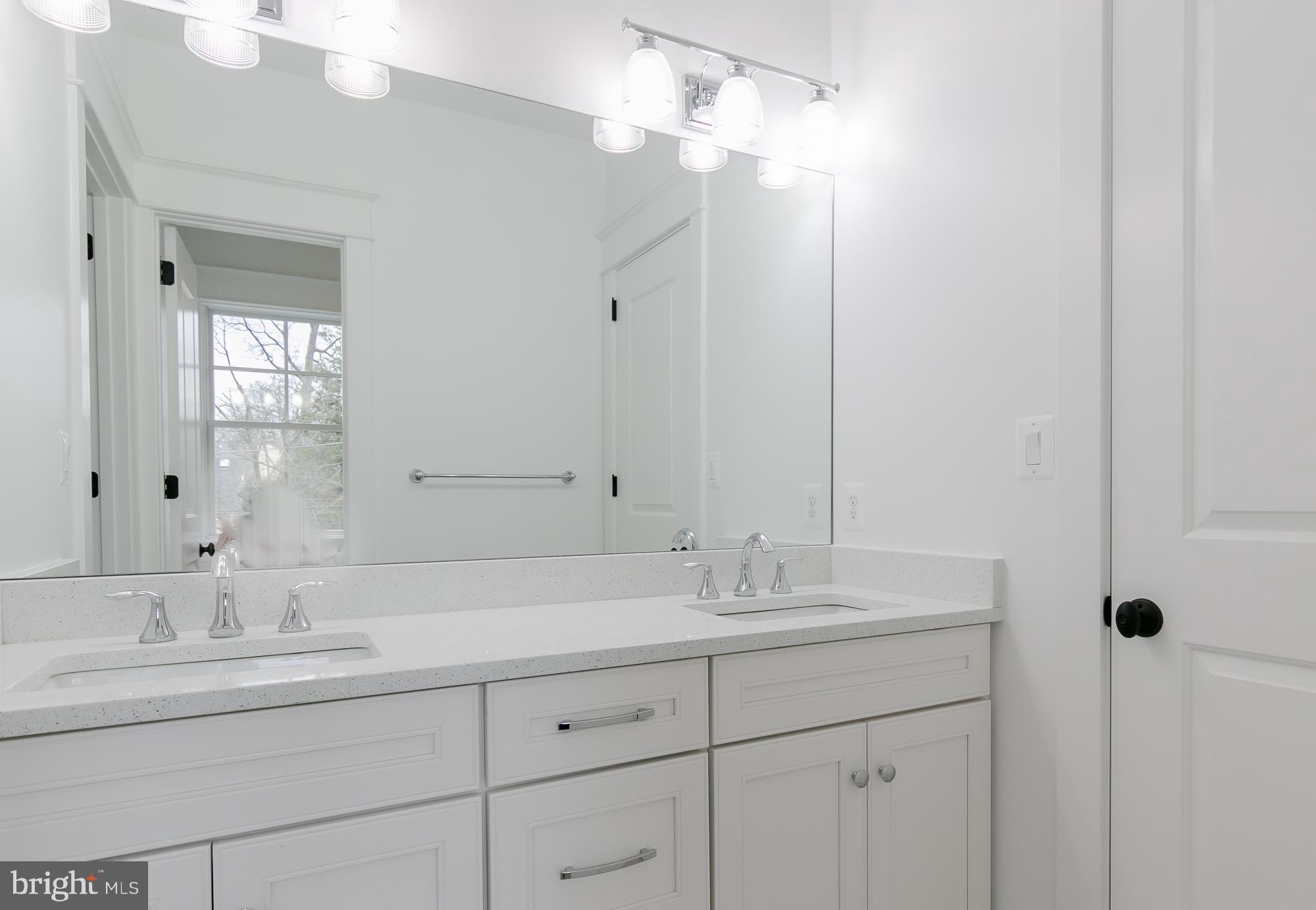 COLUMBIA FOREST - Residential