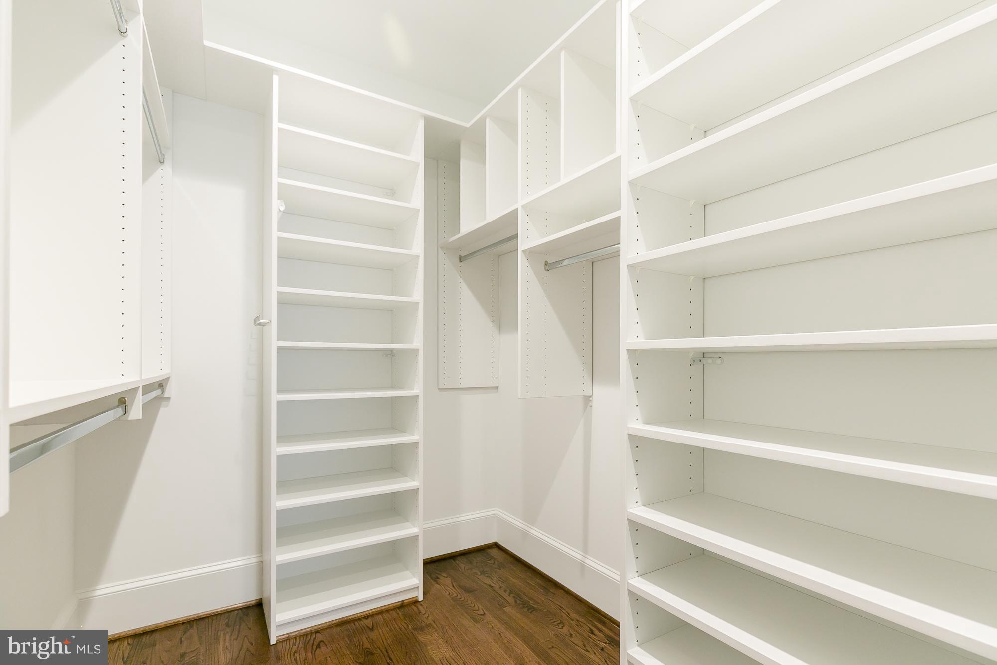 COLUMBIA FOREST - Residential