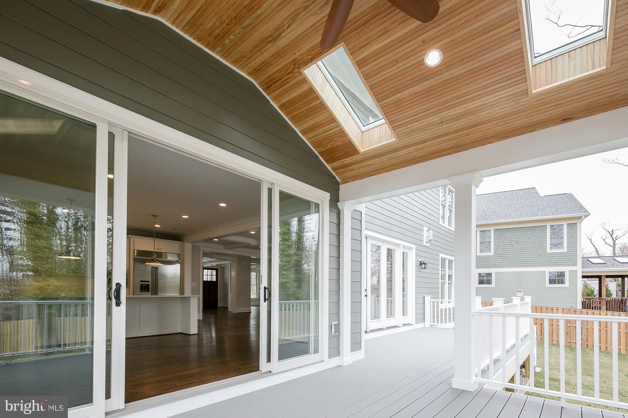 COLUMBIA FOREST - Residential