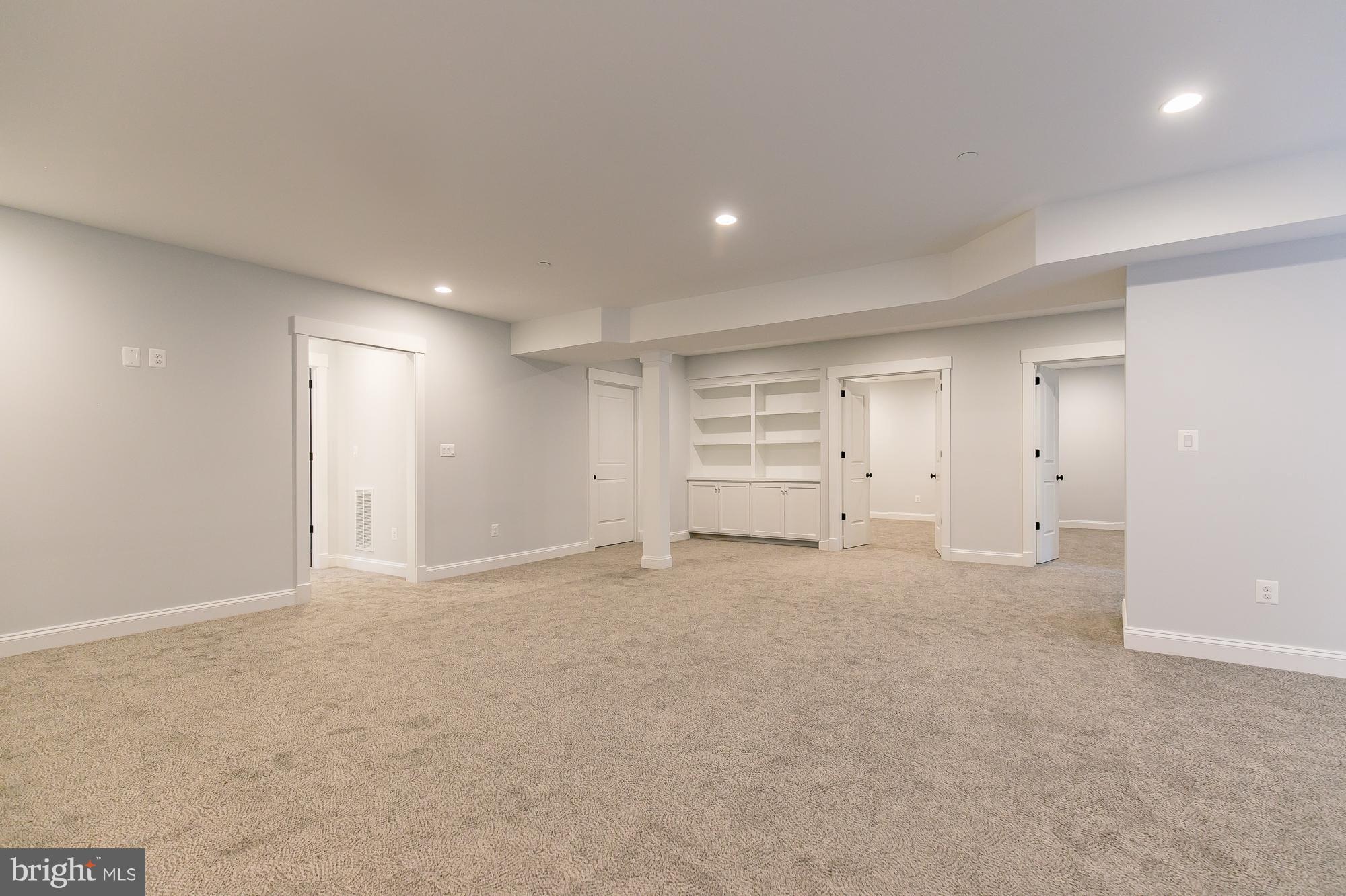 COLUMBIA FOREST - Residential