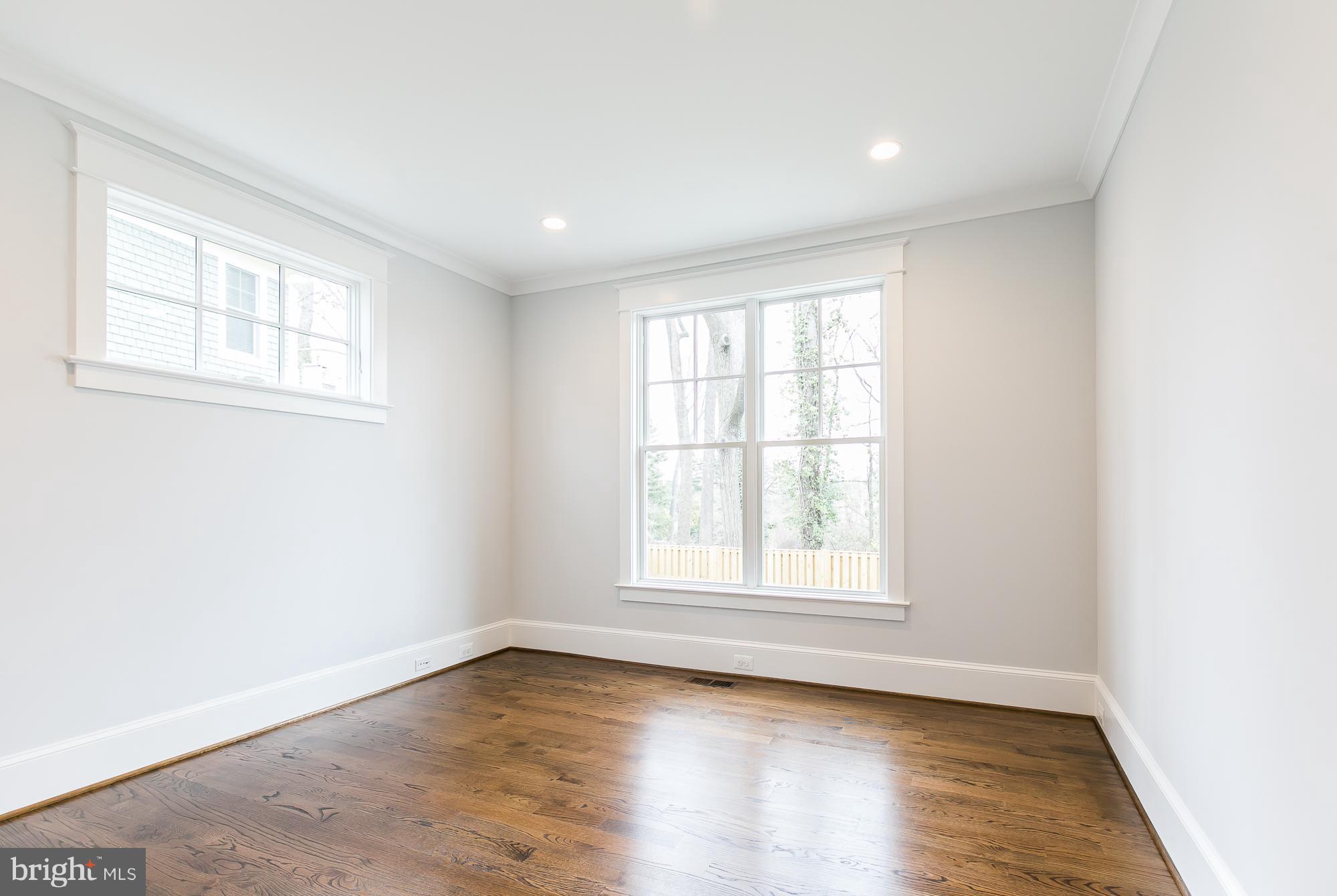 COLUMBIA FOREST - Residential