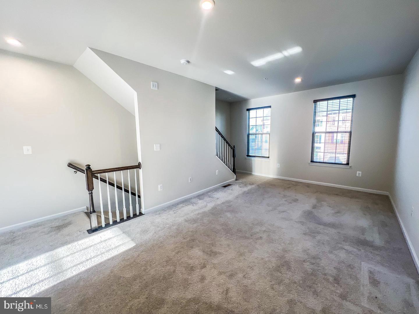 PARKSIDE - Residential Lease