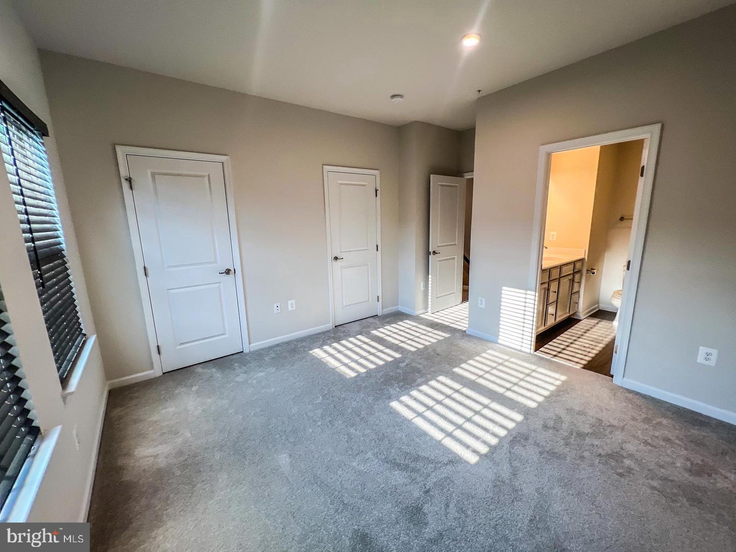 PARKSIDE - Residential Lease