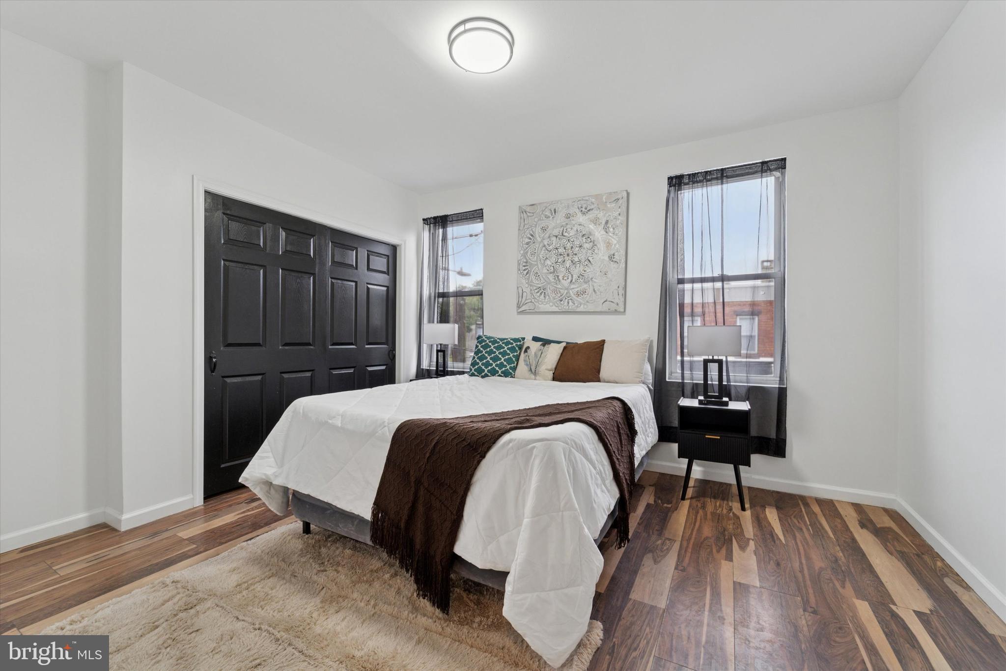 STRAWBERRY MANSION - Residential