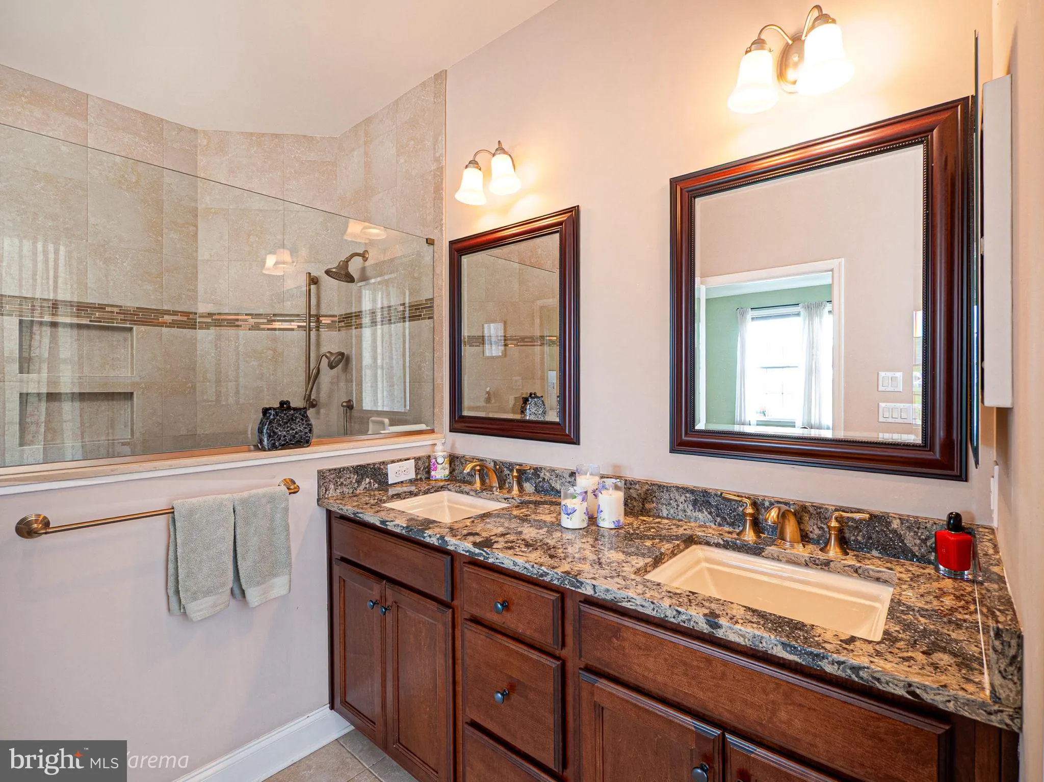 Center Valley, Pennsylvania 18034, United States, 2 Bedrooms Bedrooms, ,2 BathroomsBathrooms,Residential,Active,138639