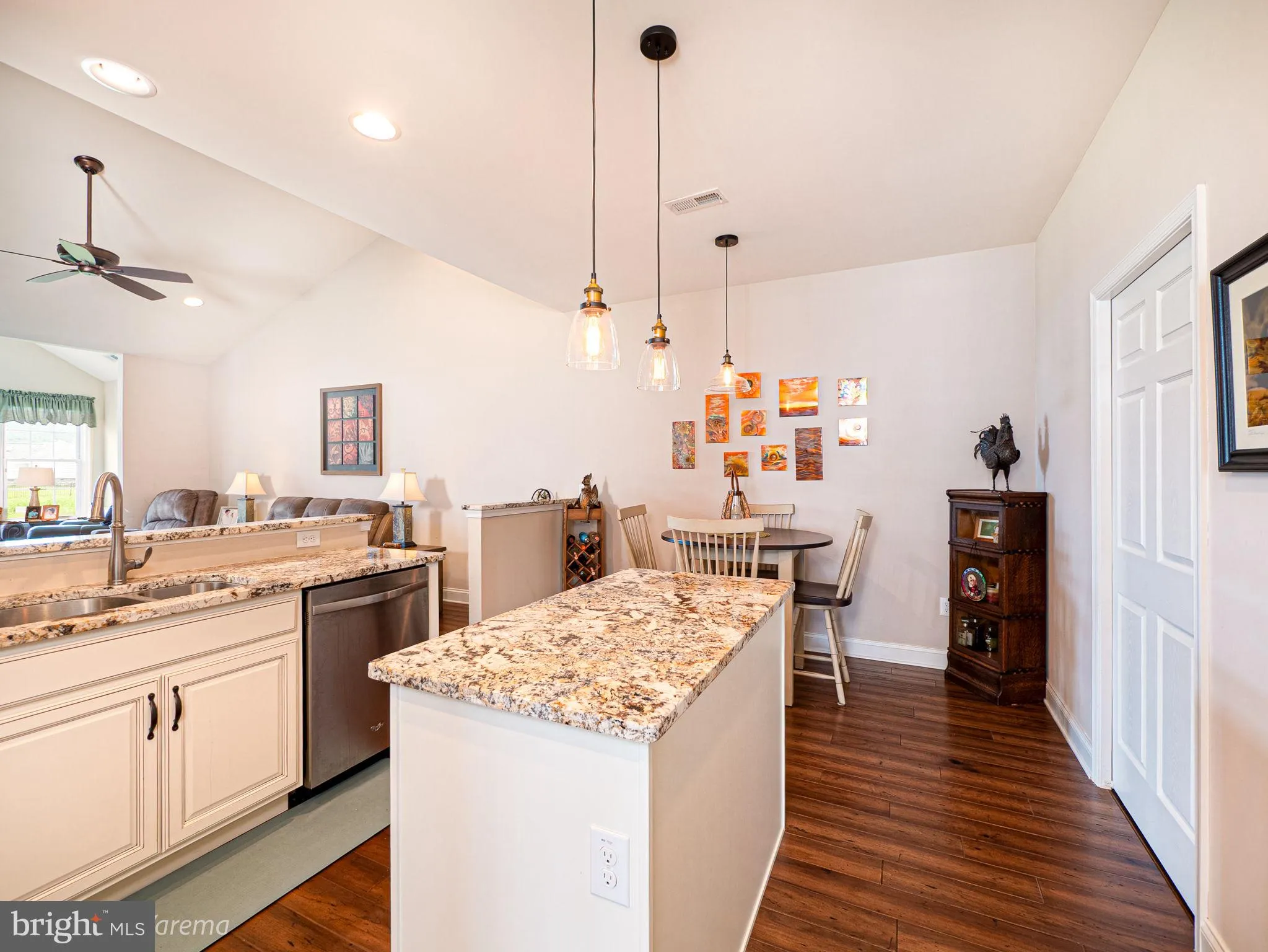 Center Valley, Pennsylvania 18034, United States, 2 Bedrooms Bedrooms, ,2 BathroomsBathrooms,Residential,Active,138639