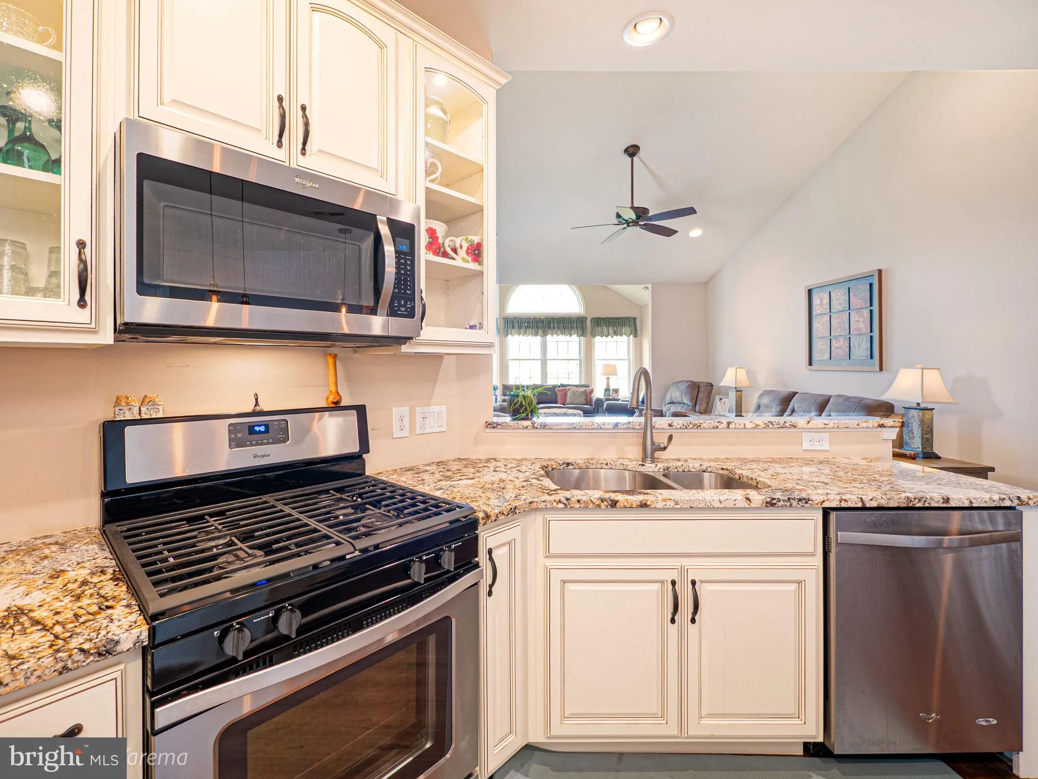 Center Valley, Pennsylvania 18034, United States, 2 Bedrooms Bedrooms, ,2 BathroomsBathrooms,Residential,Active,138639