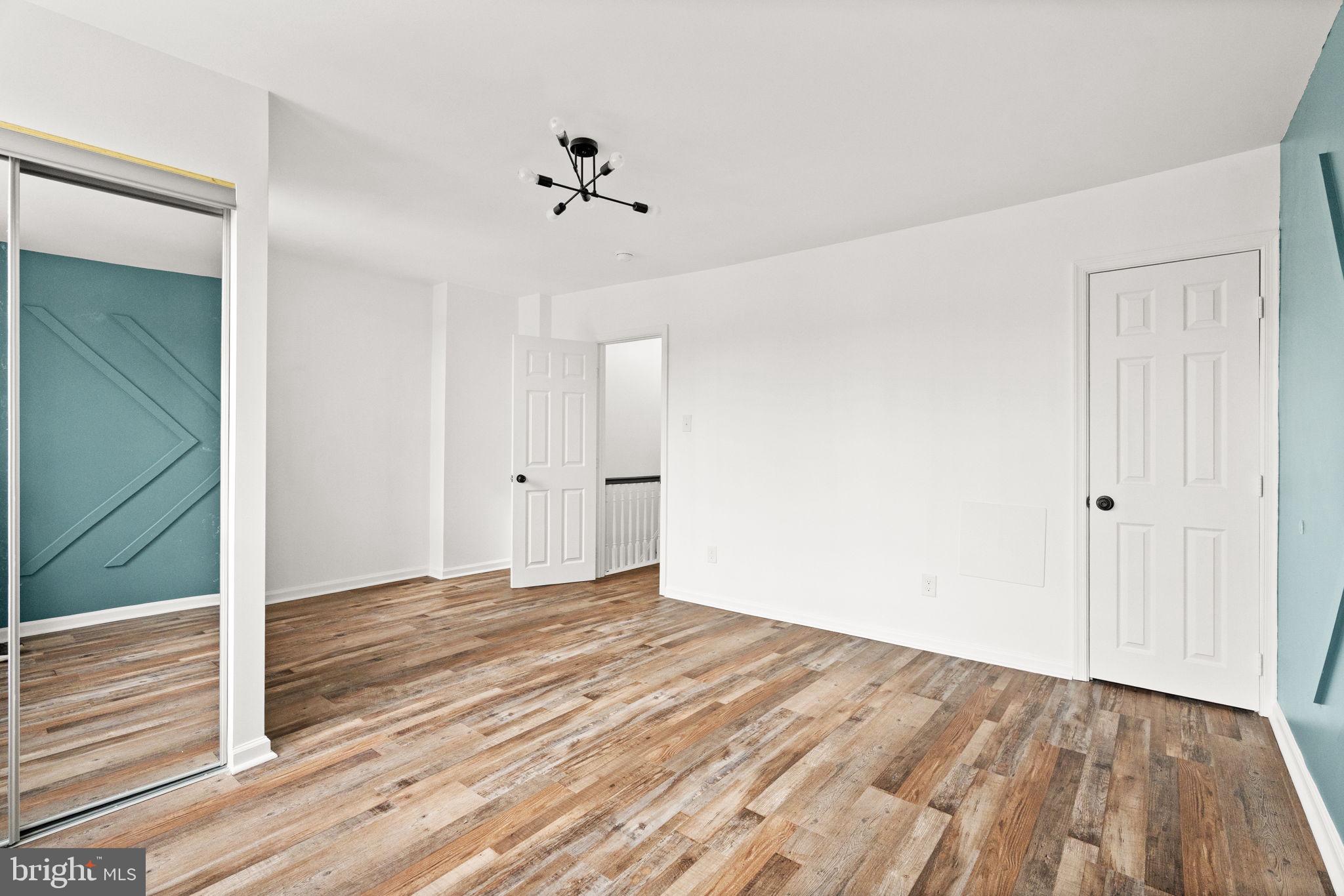 WEST OAK LANE - Residential