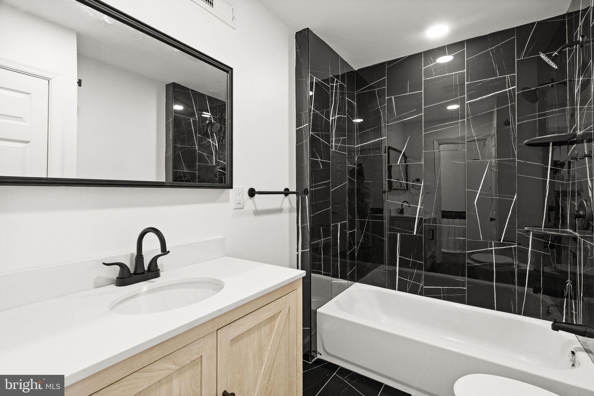 WEST OAK LANE - Residential