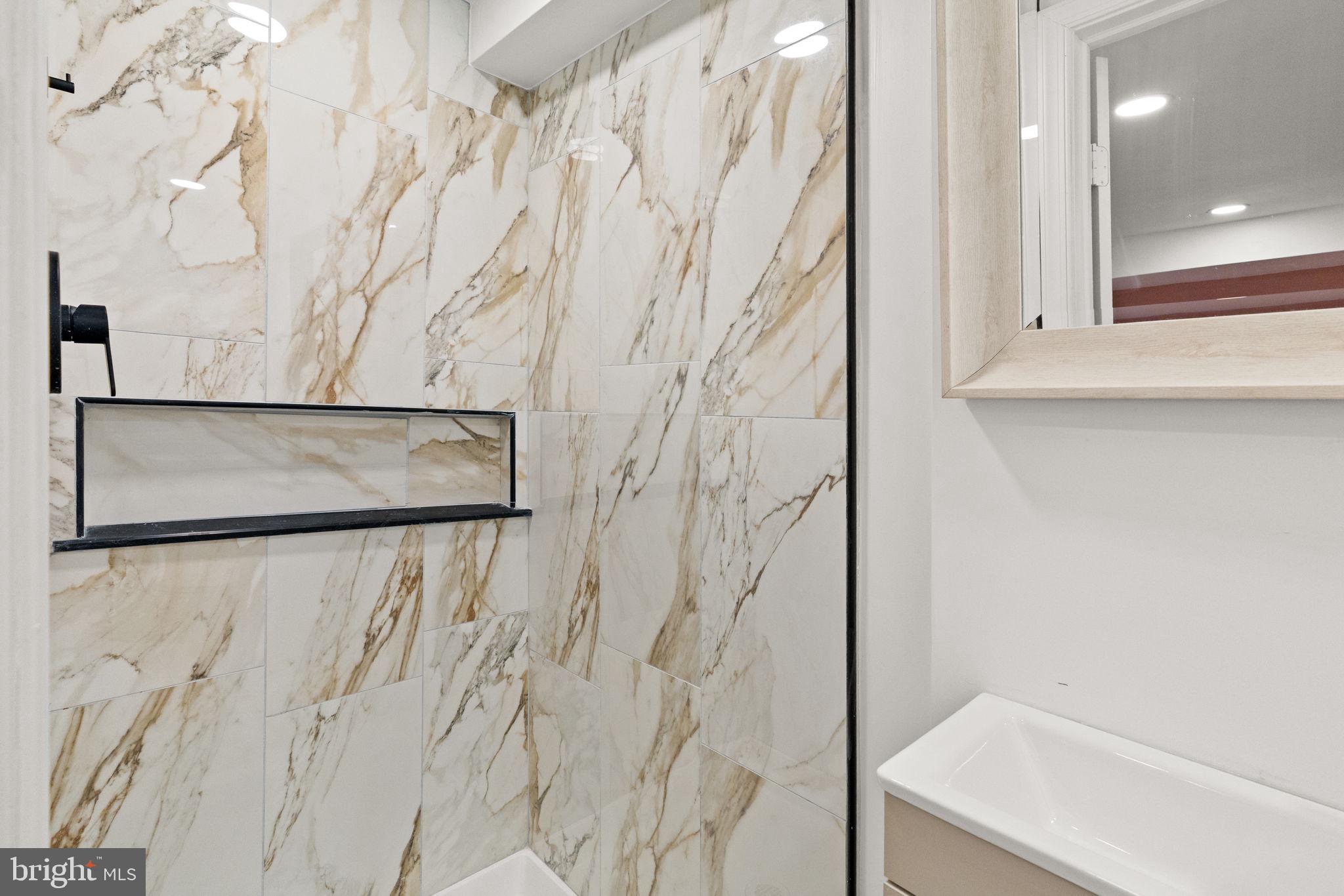 WEST OAK LANE - Residential