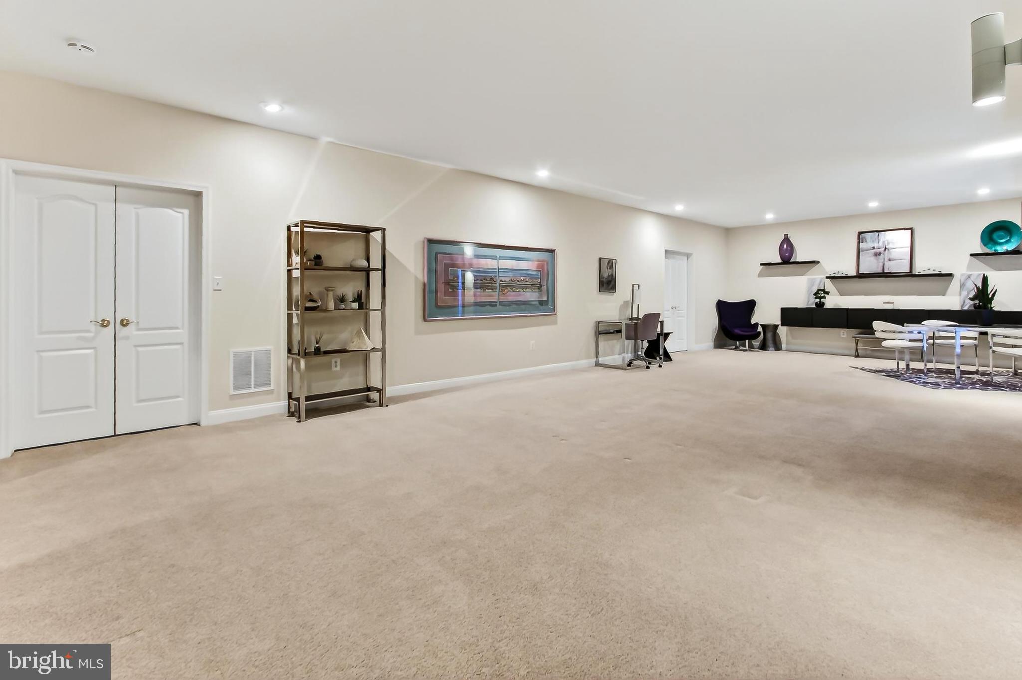 LAKE MANASSAS - Residential