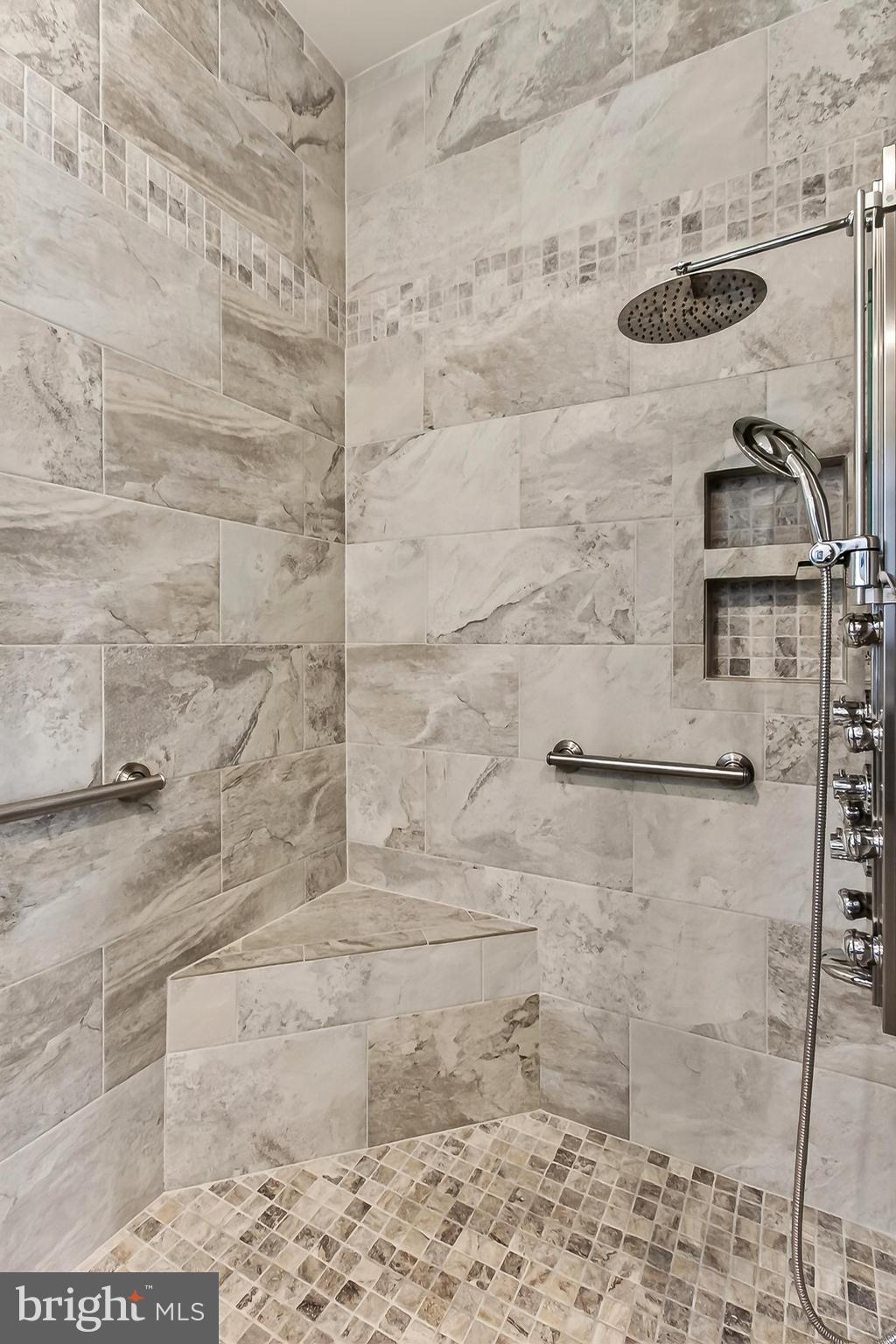 LAKE MANASSAS - Residential