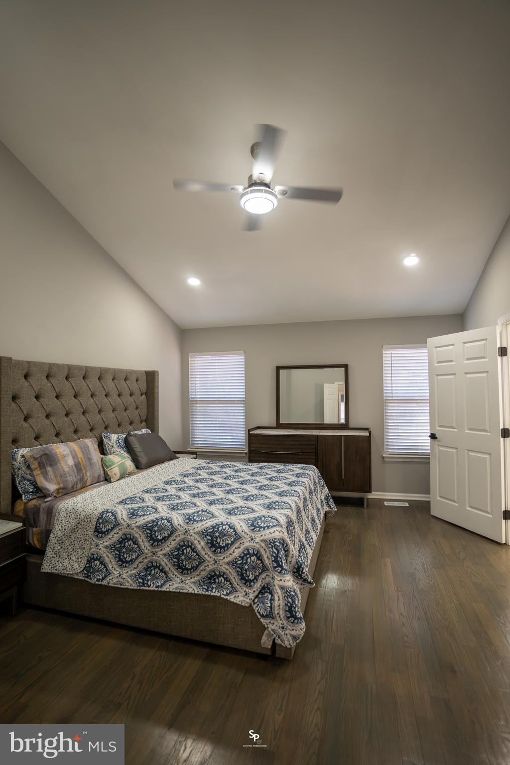 BRYARTON - Residential