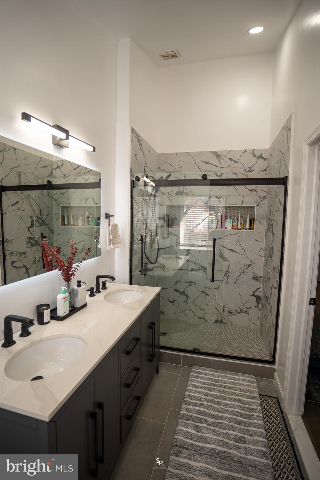 BRYARTON - Residential