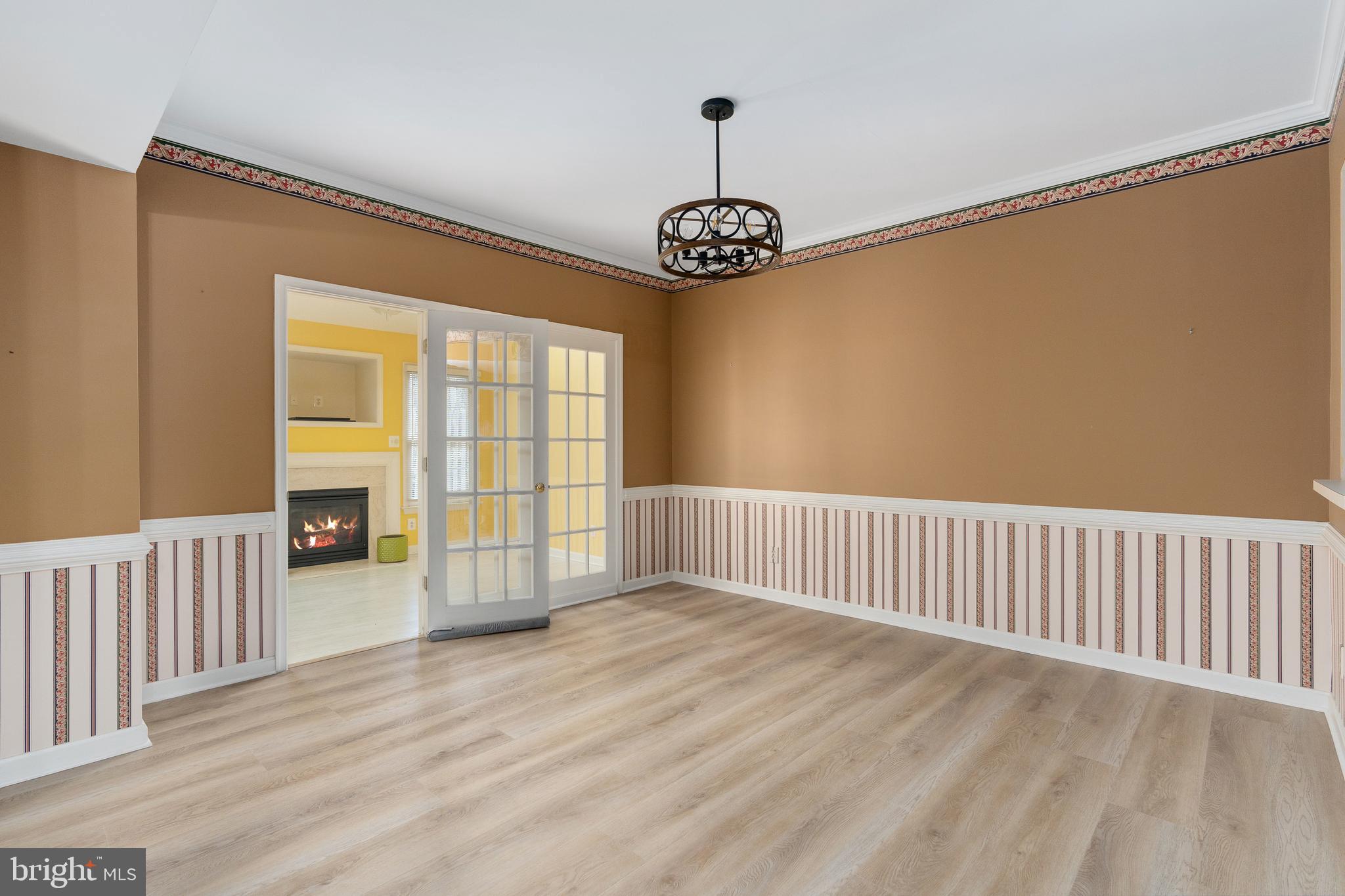 TURNBERRY VILLAGE - Residential