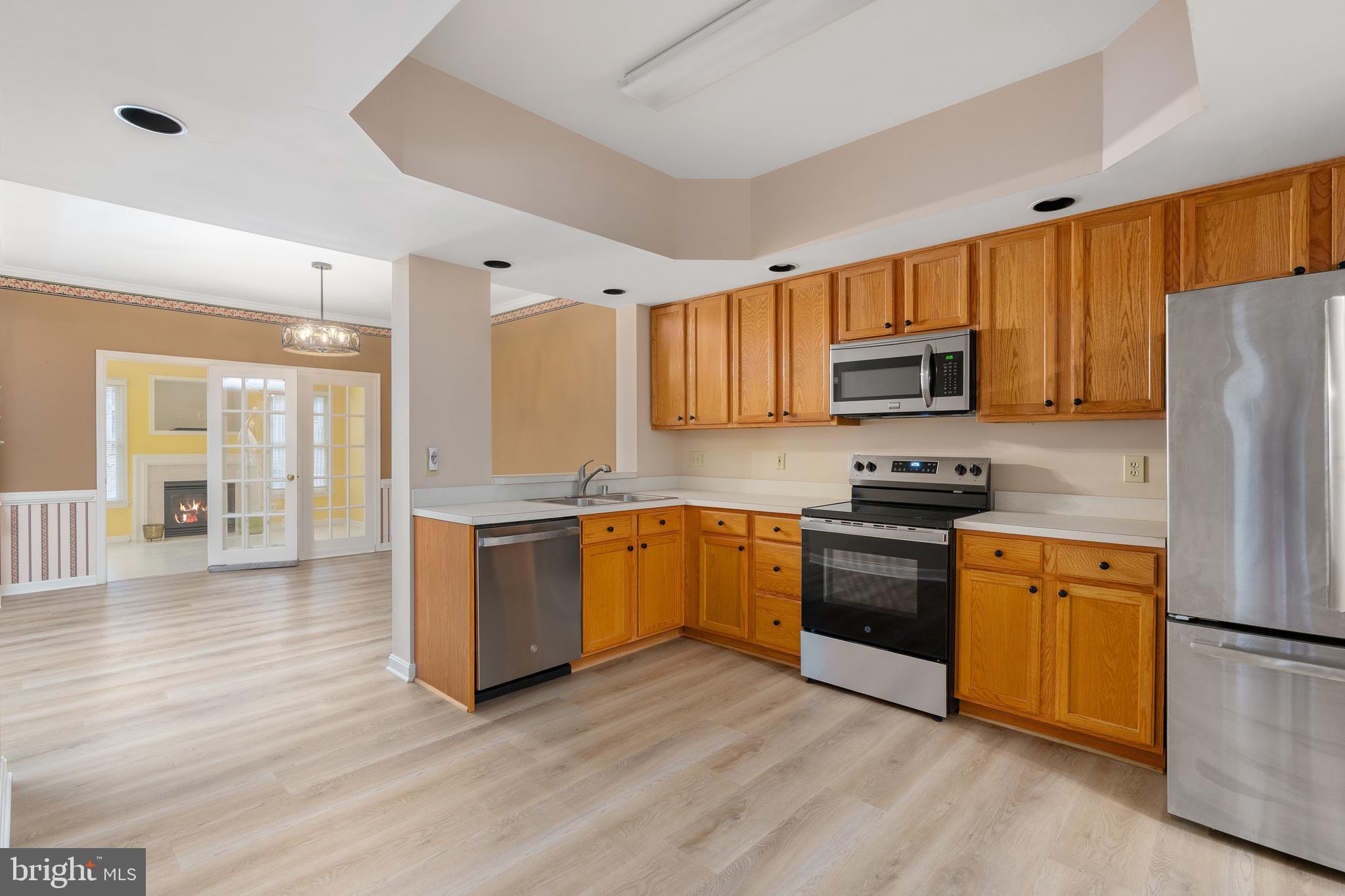 TURNBERRY VILLAGE - Residential