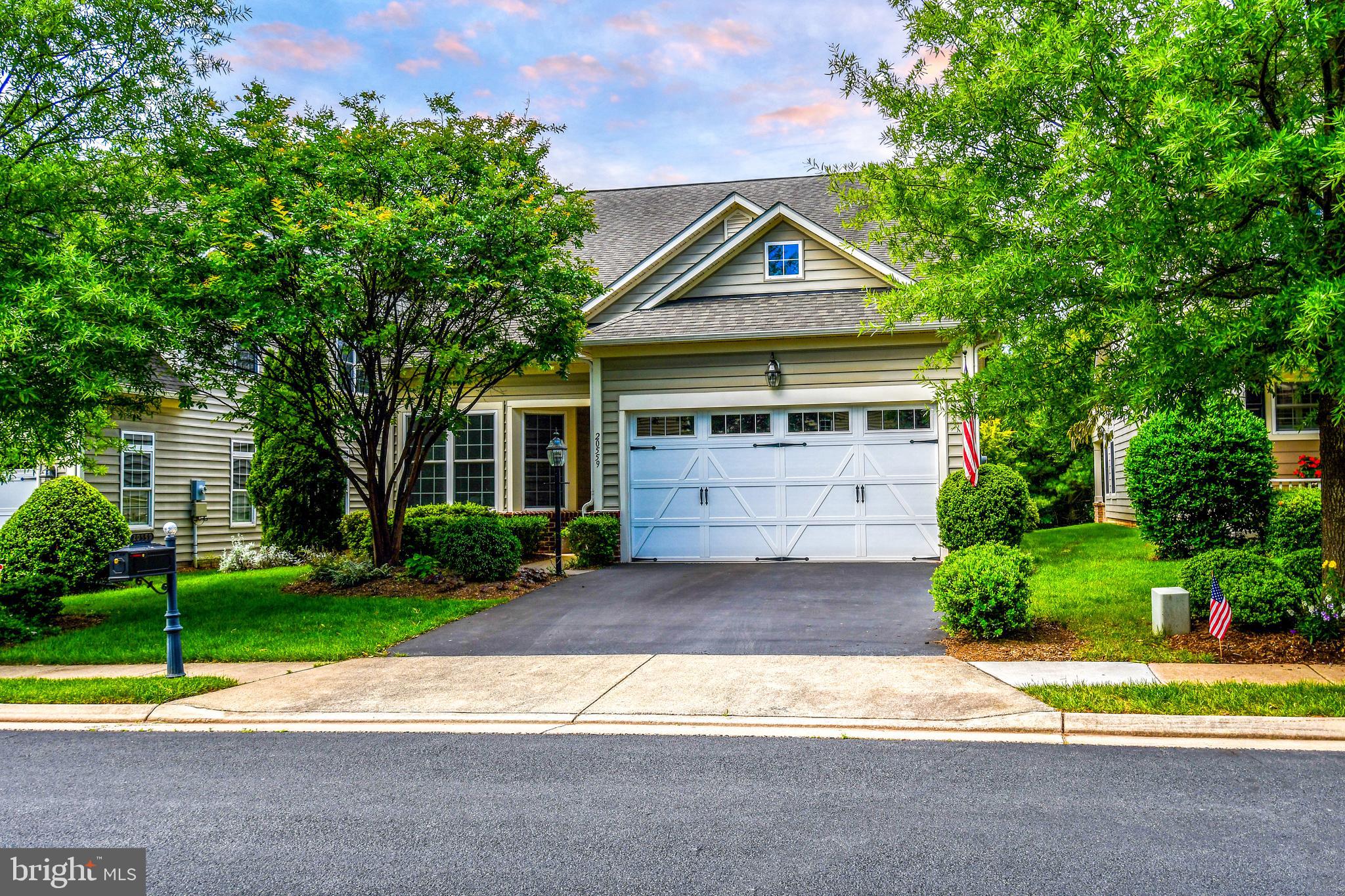 20559 CRESCENT POINTE PLACE