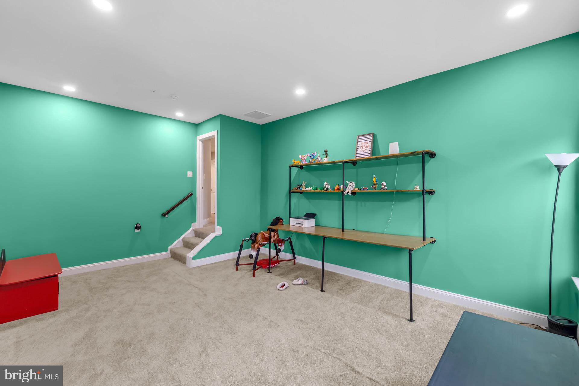 FAIRWOOD - Residential