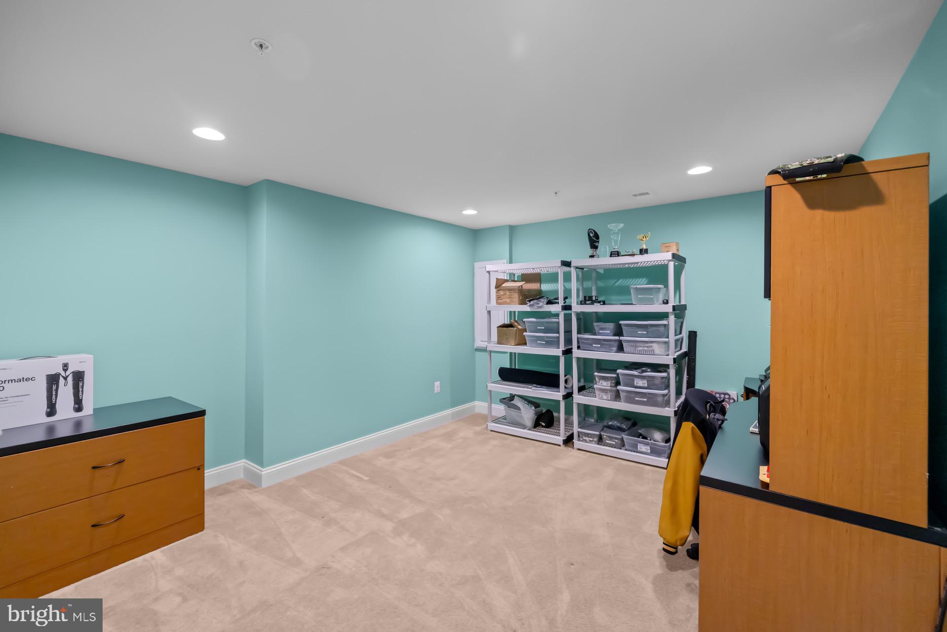 FAIRWOOD - Residential