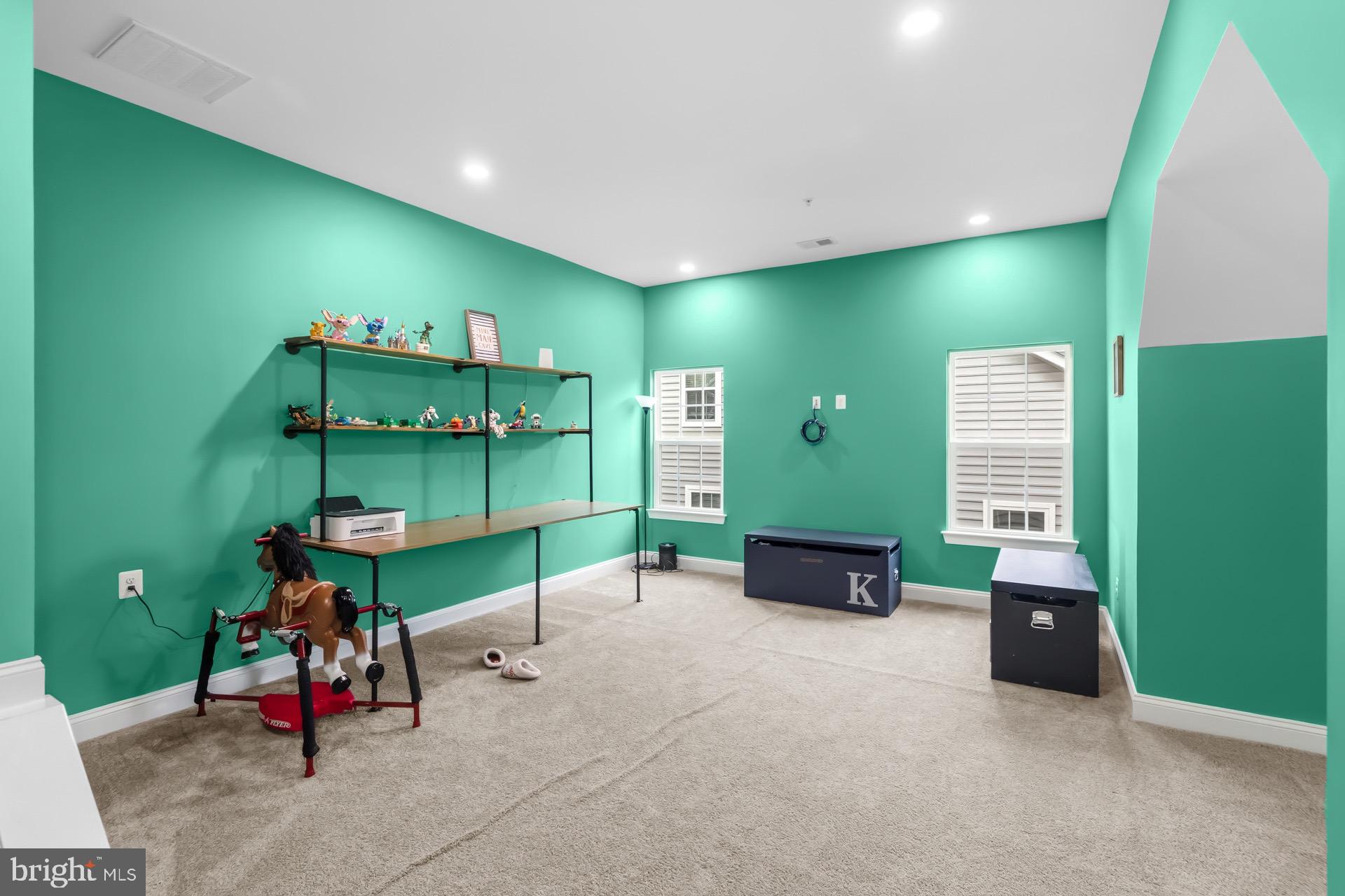 FAIRWOOD - Residential