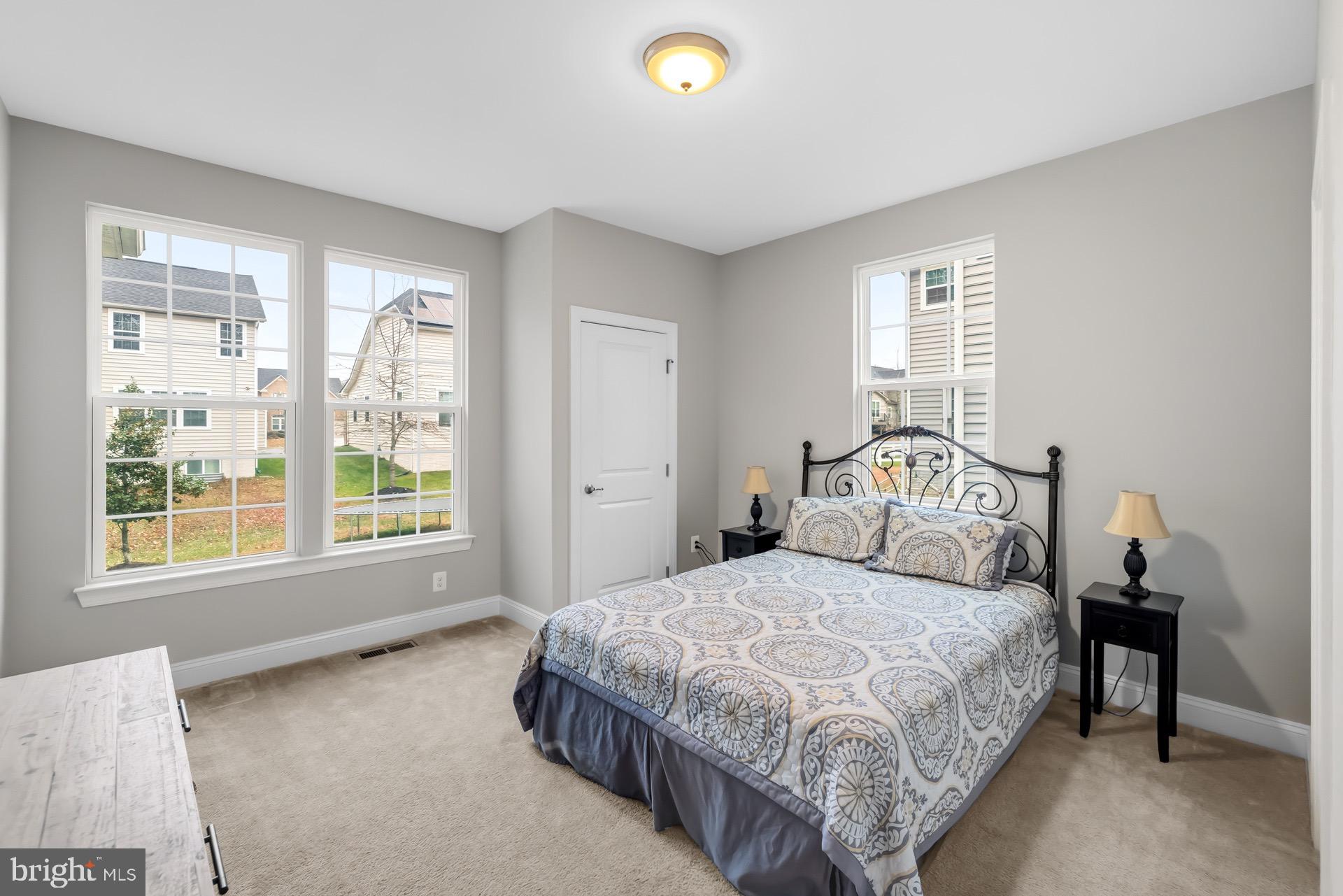 FAIRWOOD - Residential