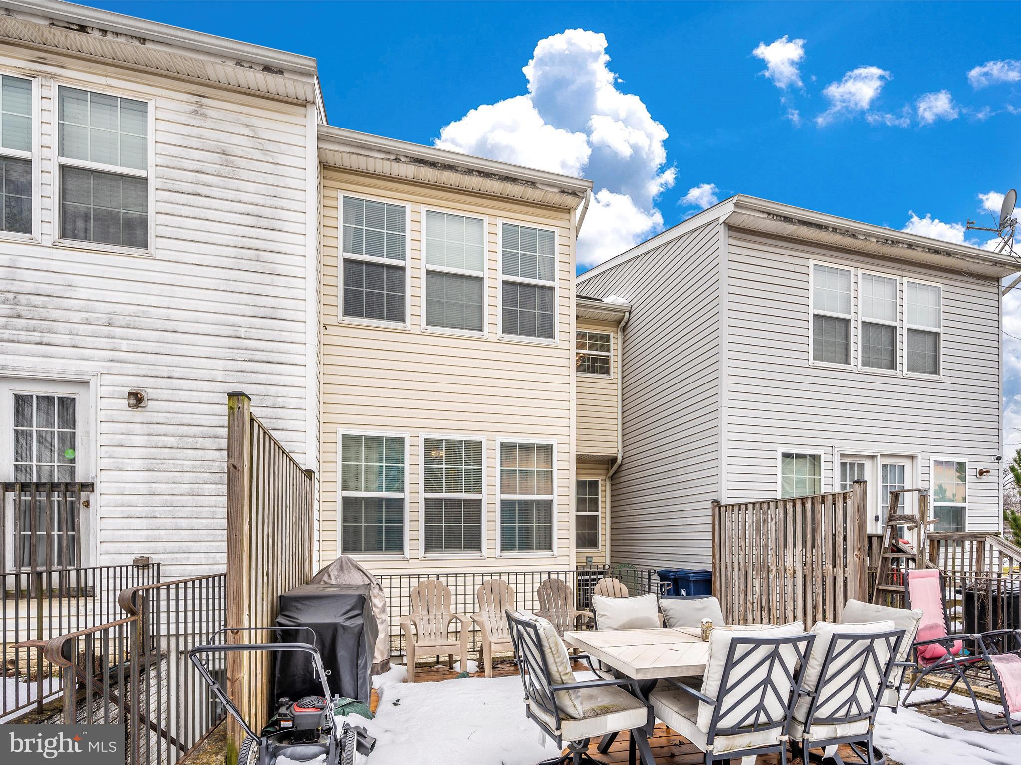 PRENTISS POINT II TOWNHOMES - Residential