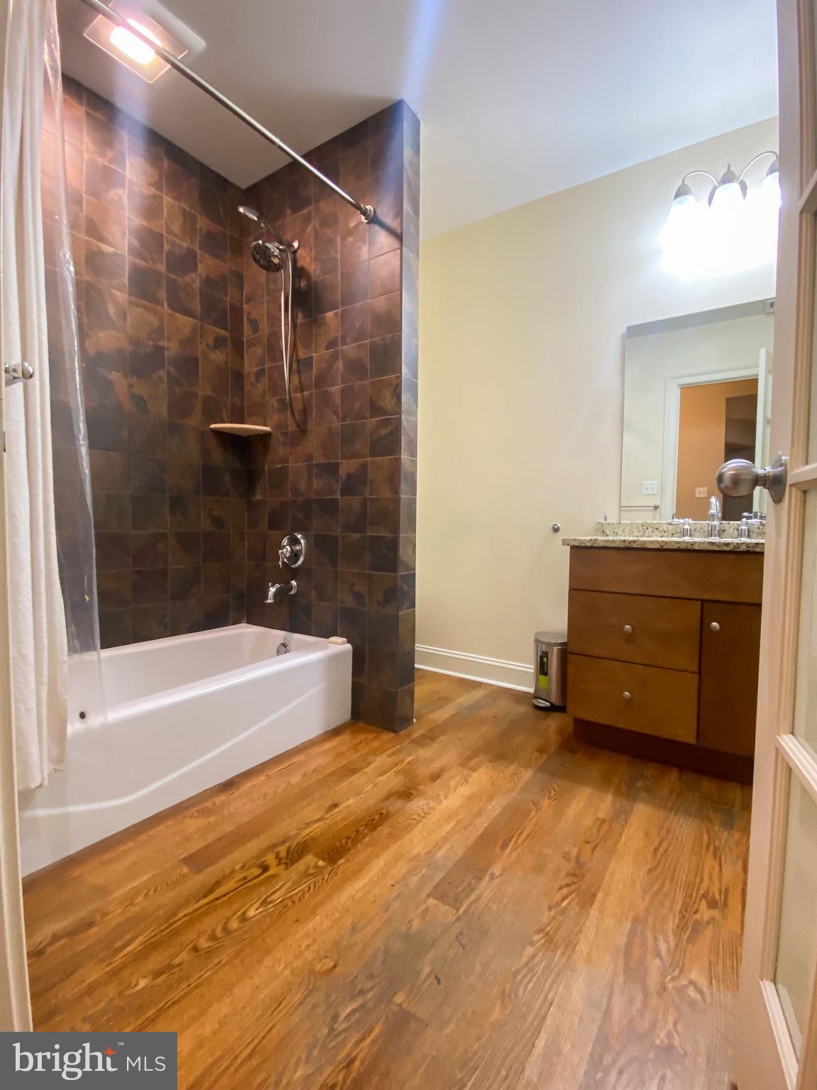 BELLA VISTA - Residential Lease