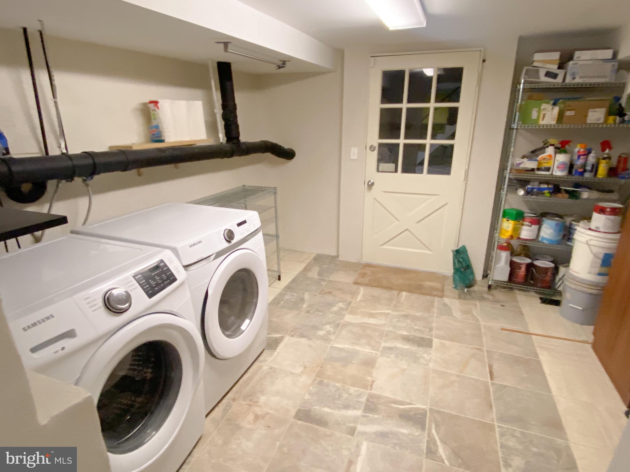 BELLA VISTA - Residential Lease