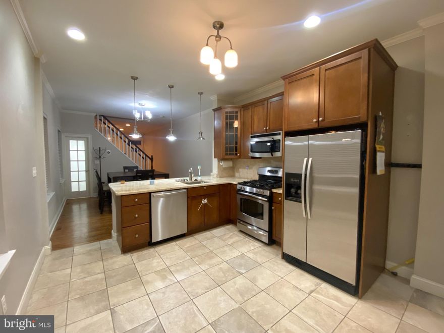 This is the rental you have been waiting for! Situated on one of the best blocks in Philly, this home features 3 spacious bedrooms, 2 full baths, gleaming hardwood floors throughout, a HUGE kitchen and an intimate outdoor space. Stepping inside, you will find the living room, a formal dining room and the kitchen (with a pantry) on the first floor. The second floor features two large bedrooms and a full bath. The third floor is the ultimate master suite featuring a huge bedroom, a spa shower and the walk-in closet you've been dying to have. A finished basement completes the home. 
  
You won't find a better location for your next home. Close to all public transport. A few blocks away from Broad St, 15-20 minute walk to all Center City and Passyunk Restaurants.