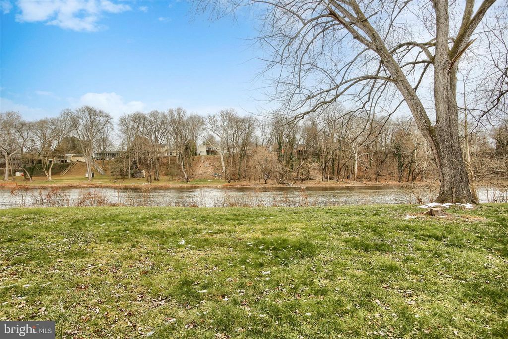 Photo of 516 Lamp Post Lane, CAMP HILL, PA 17011 (MLS # PACB2049234)