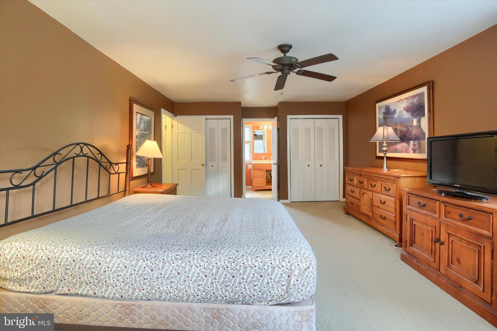 PINEBROOK - Residential