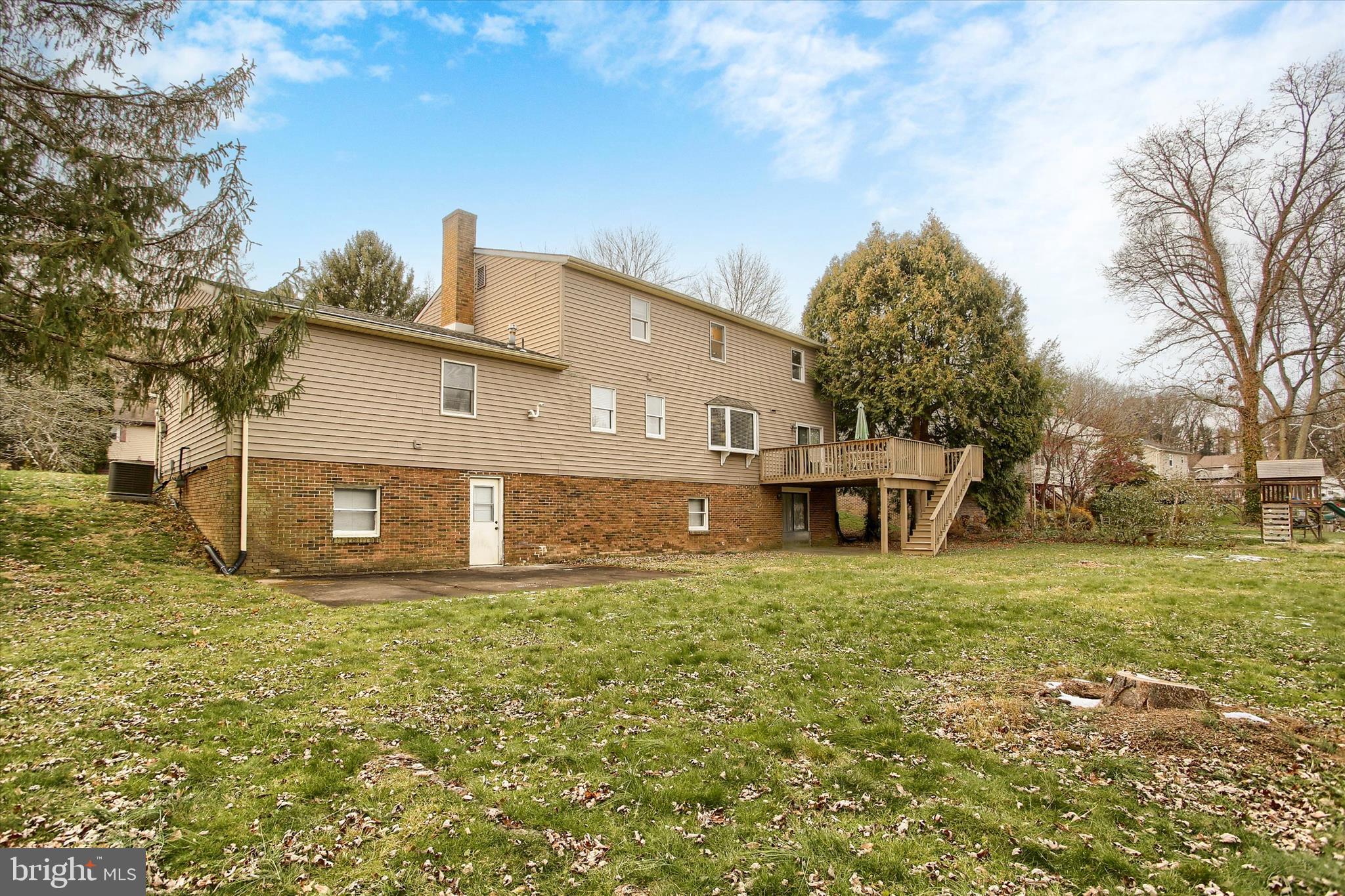 PINEBROOK - Residential