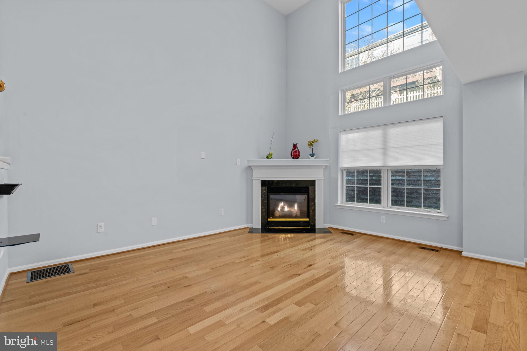 WALNUT RIDGE - Residential Lease