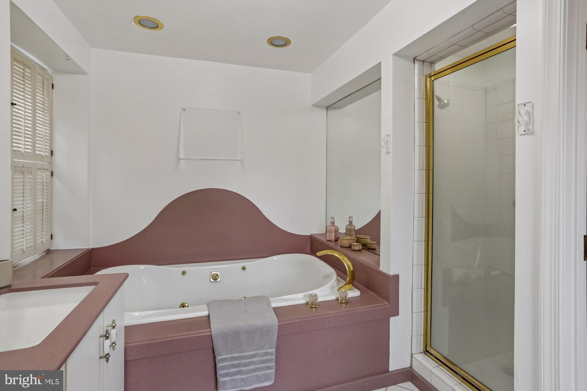 BEDFORDSHIRE - Residential