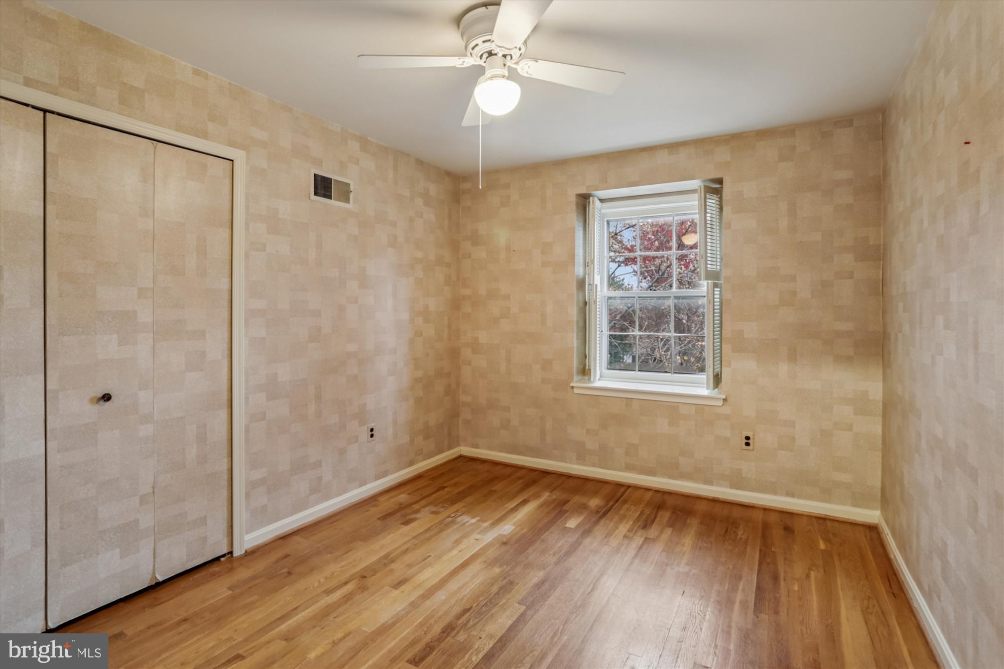 BEDFORDSHIRE - Residential