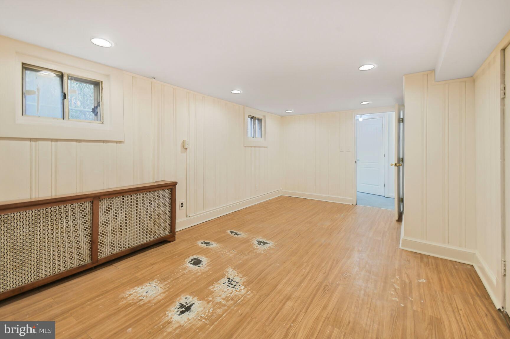 MOUNT RAINIER - Residential