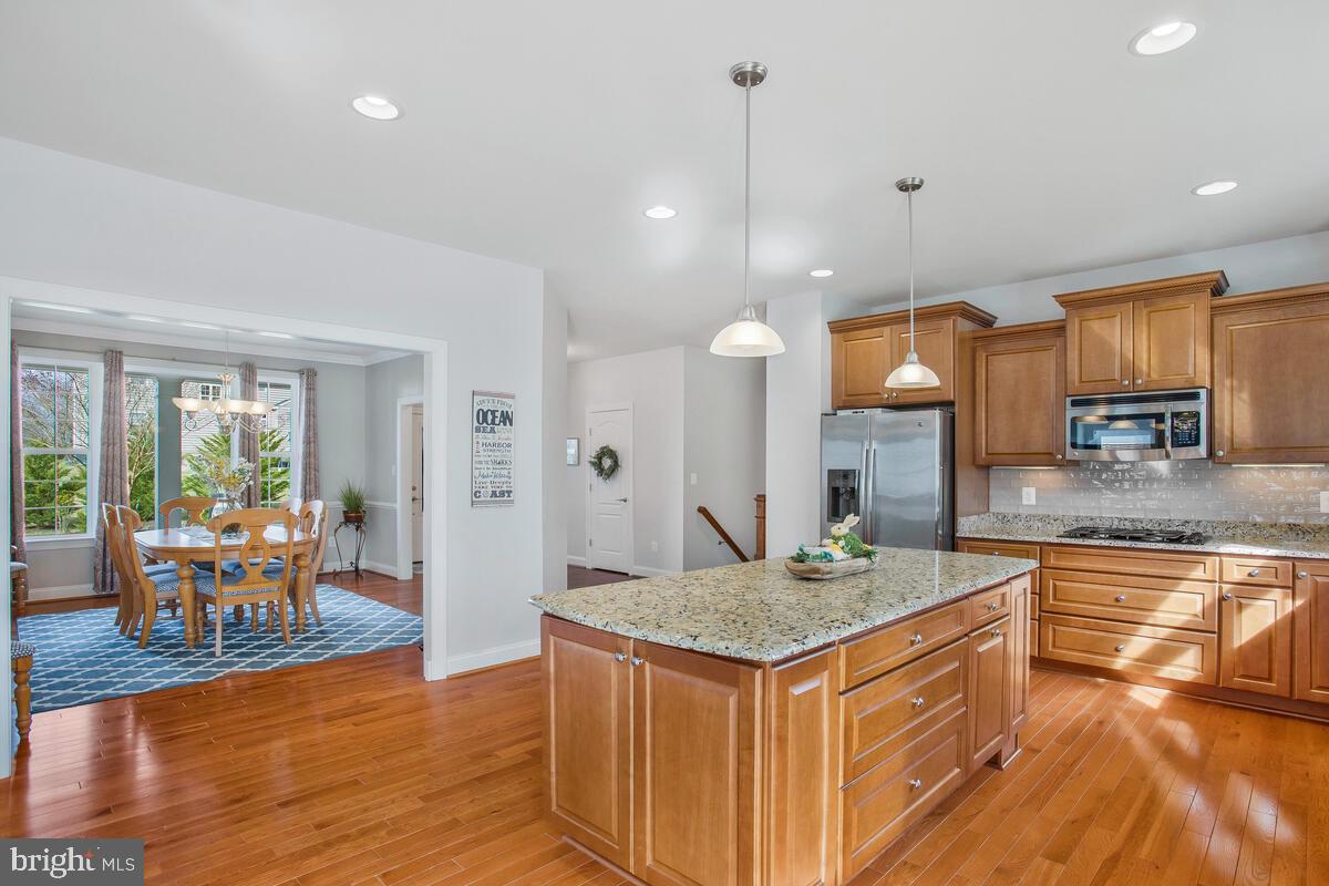 SIMMONS RIDGE - Residential