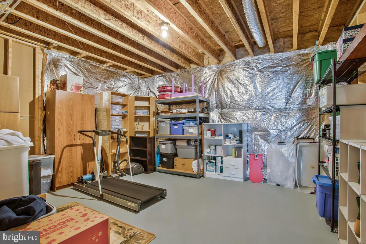 SIMMONS RIDGE - Residential