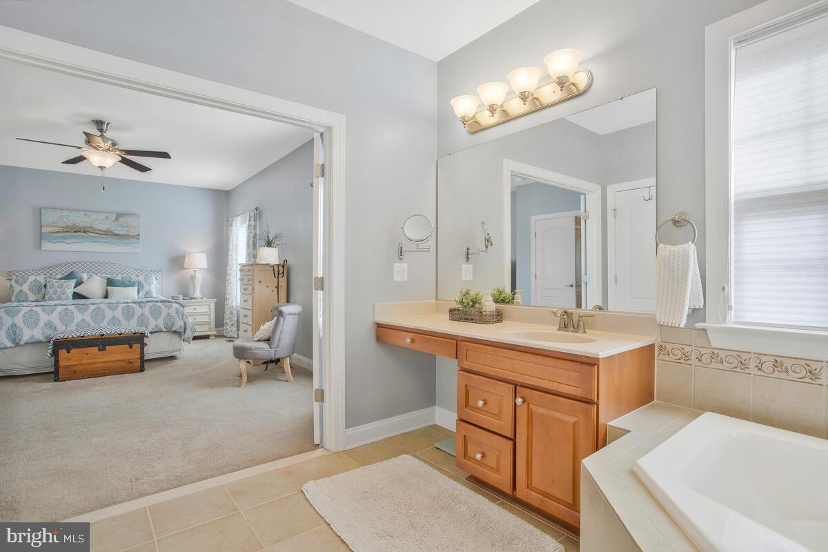 SIMMONS RIDGE - Residential