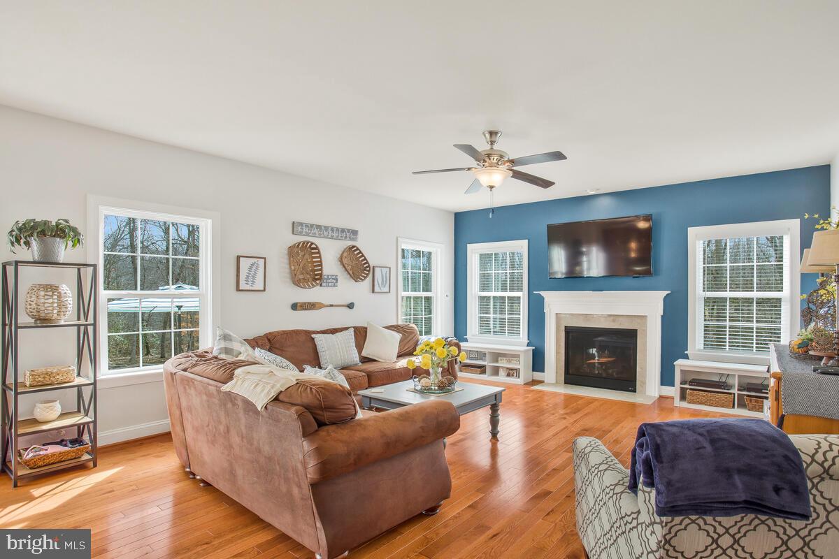 SIMMONS RIDGE - Residential