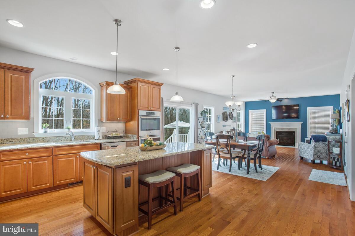 SIMMONS RIDGE - Residential